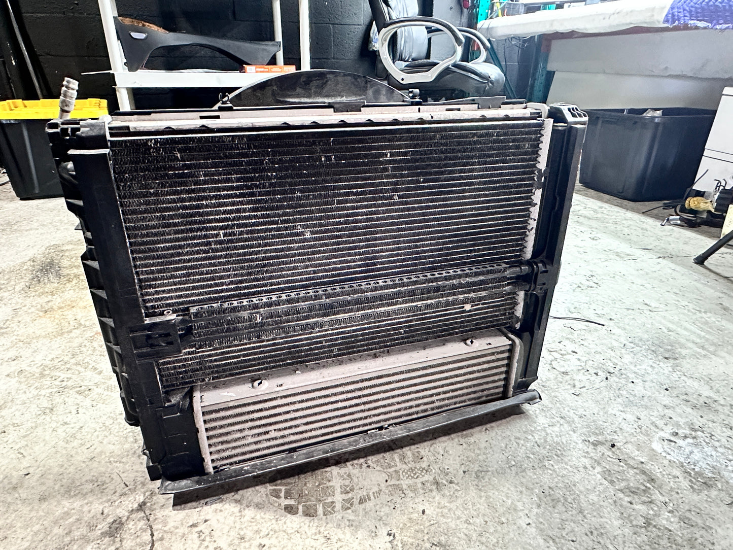 E92 E93 335I N54 MAIN RADIATOR COOLING ASSEMBLY SET AUT SKU 318