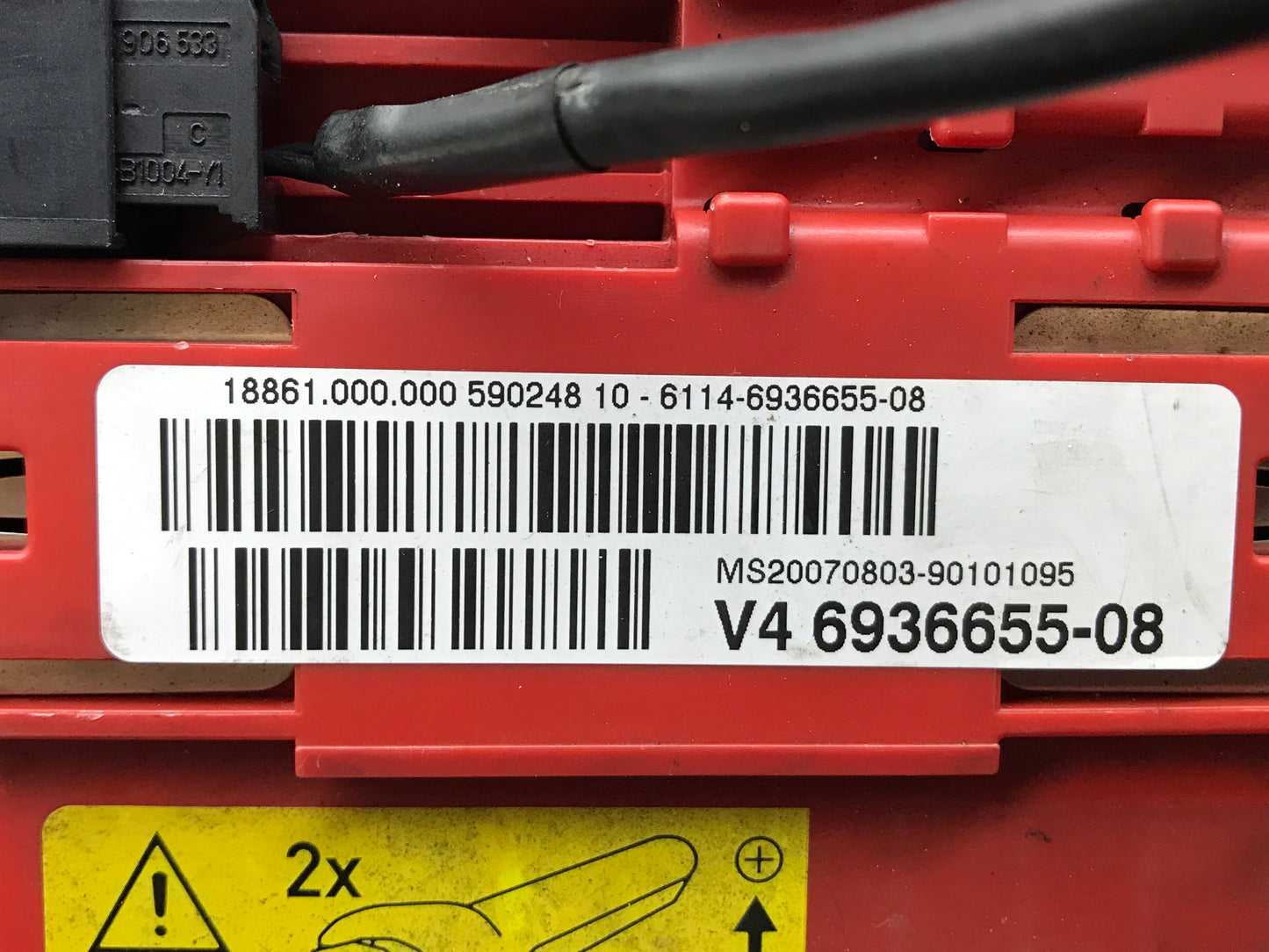 E9X BATTERY POWER DISTRIBUTION JUNCTION FUSE BOX SKU 280