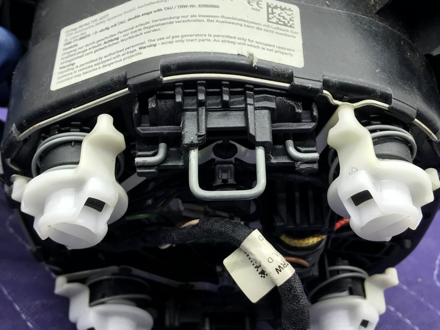 2011-2016 F30 AIRBAG MODULE DRIVER SIDE SKU 85