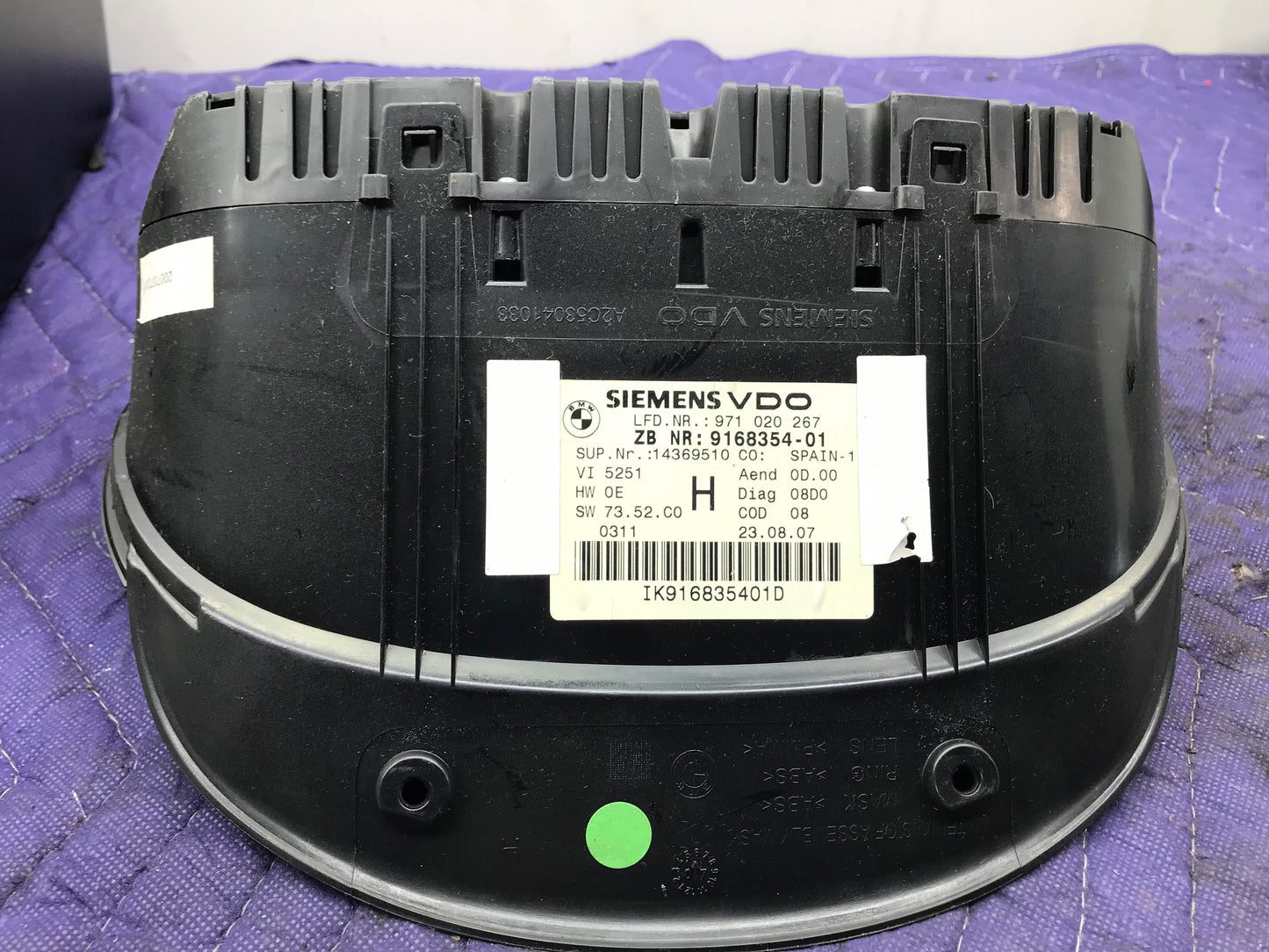 E9X INSTRUMENT CLUSTER SPEEDOMETER SKU 269