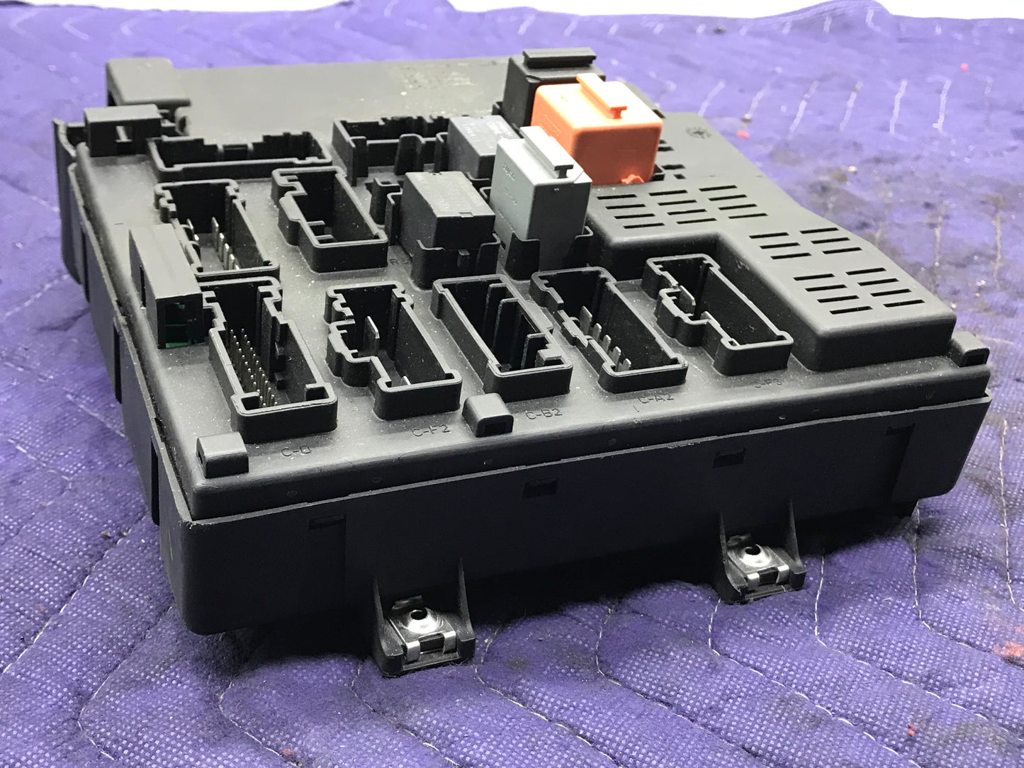 E86 Z4 FUSE BOX INTERIOR DASH SKU 270