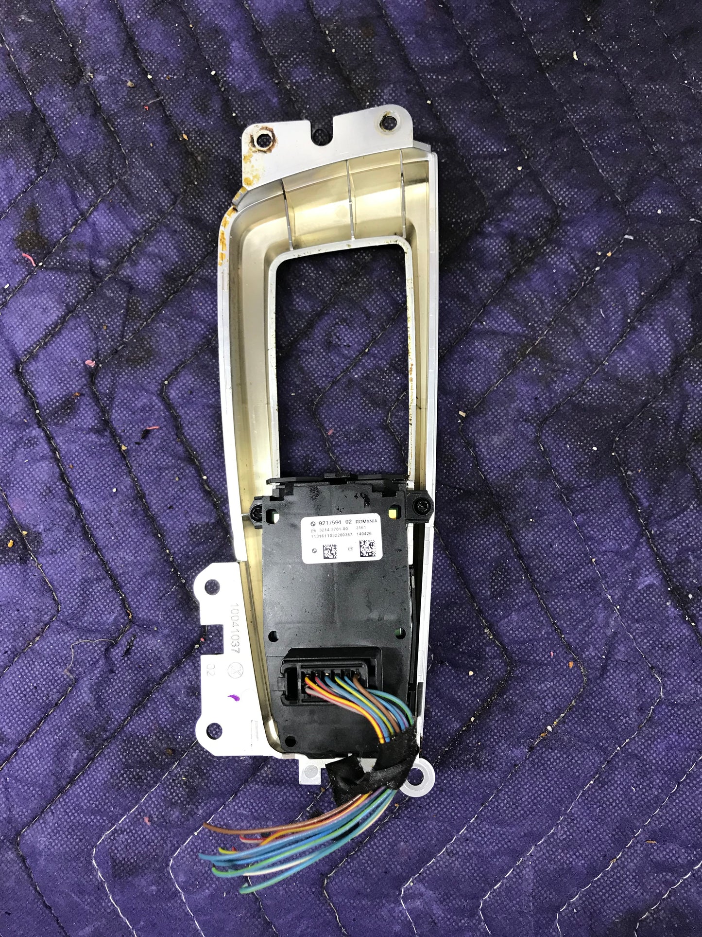 BMW SERIES 5 2011-2016 OEM CONSOLE PARKING BRAKE SWITCH SKU 426