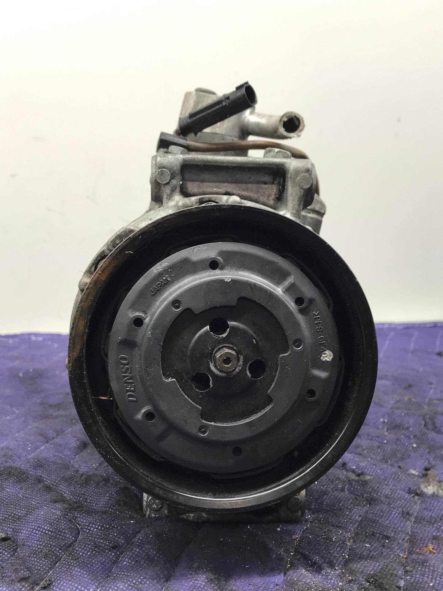 2005-2010 E60 AIR CONDITIONING A/C COMPRESSOR DENSO SKU 175