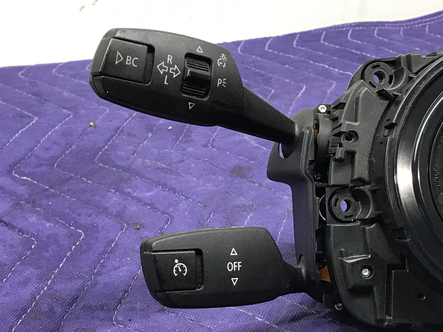 2004-2013 E9X SWITCH MULTIFUNCTION UNIT STEERING COLUMN SKU 208