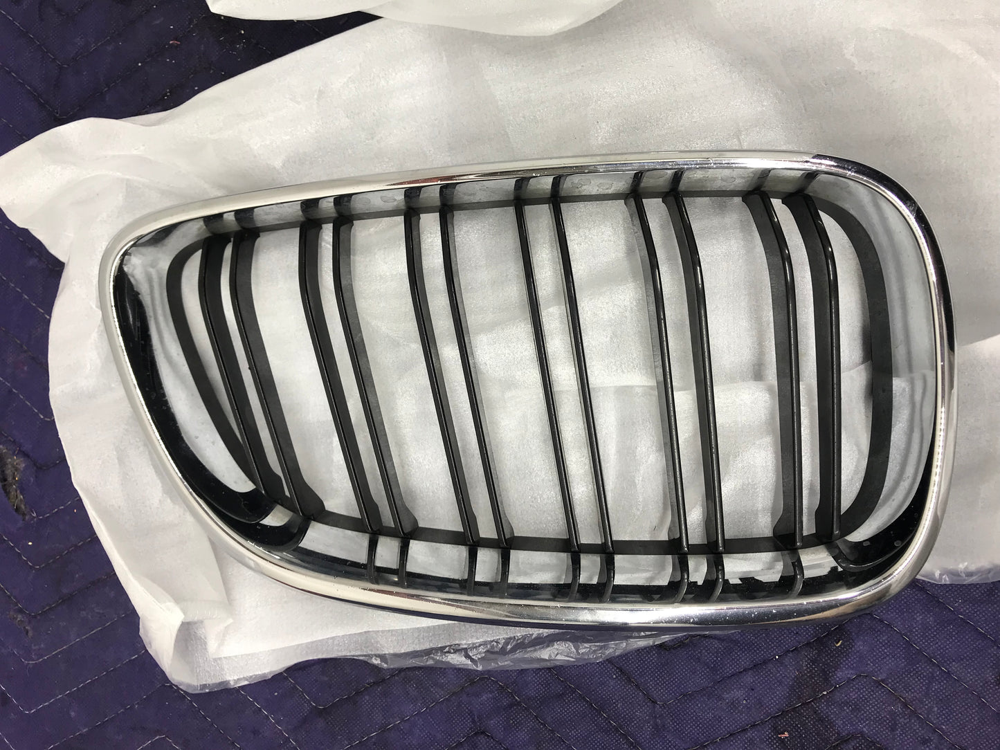 FRONT GRILL CHROME F22 F23 M235 2014-2021 OEM SKU 407