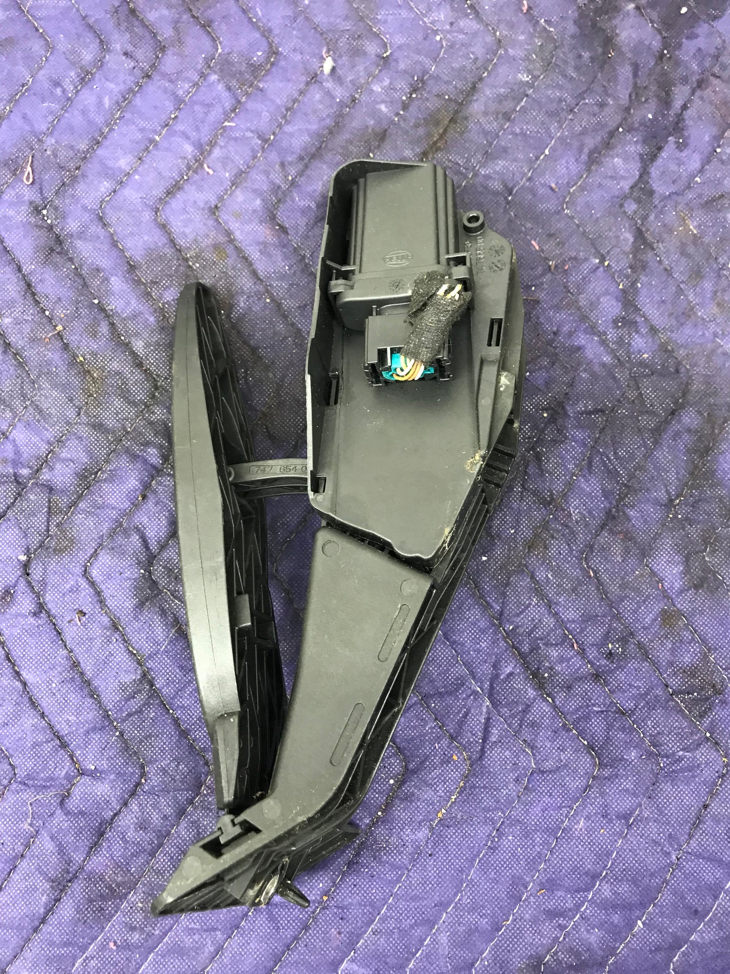 MINI COOPER R56 BMW OEM 2007-2013 ACCELERATED PEDAL MODULE AUTOMATIC SKU 424