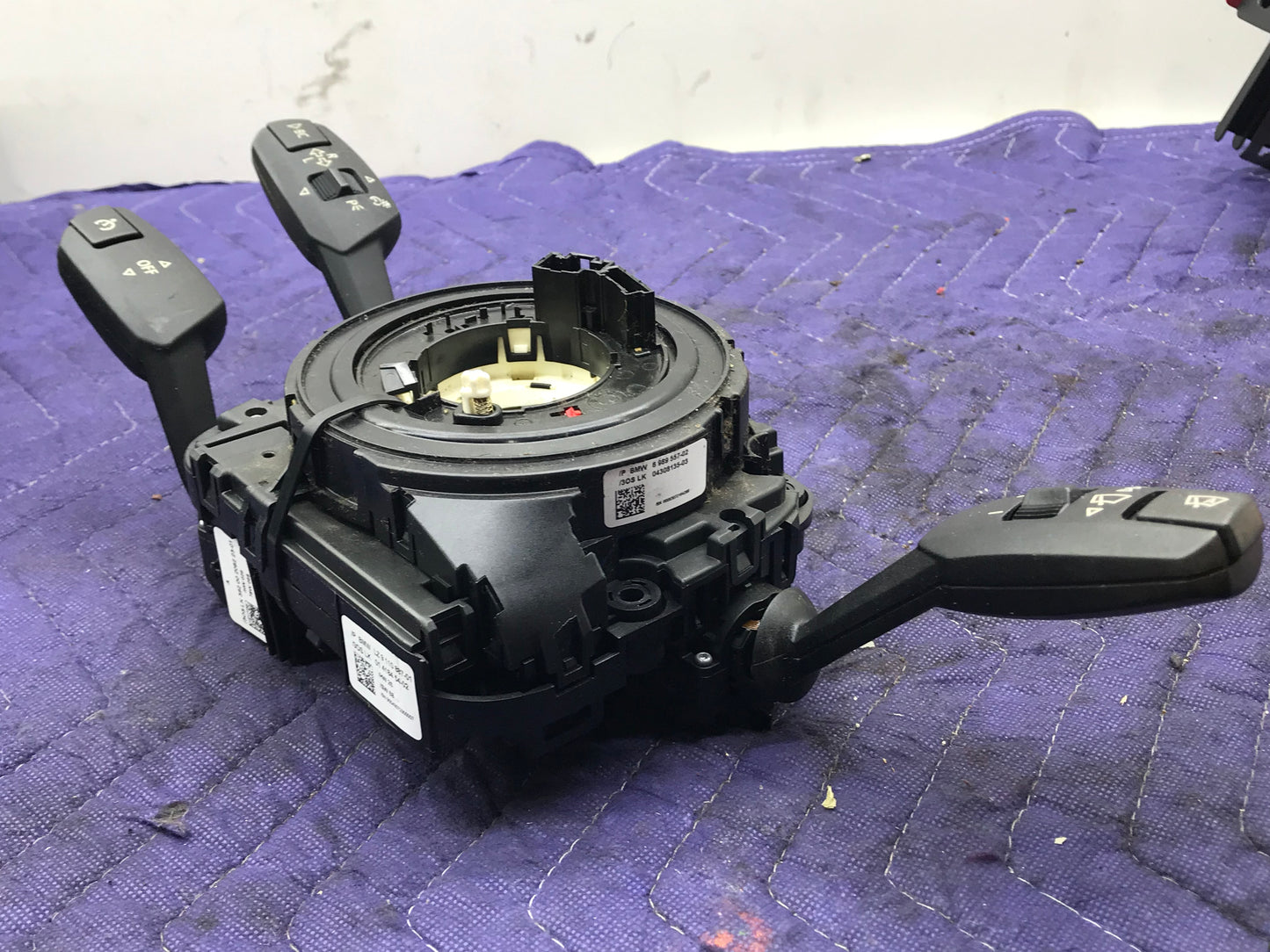 E9X STEERING COLUMN SWITCH ASSEMBLY CLOCK SPRING SKU 279