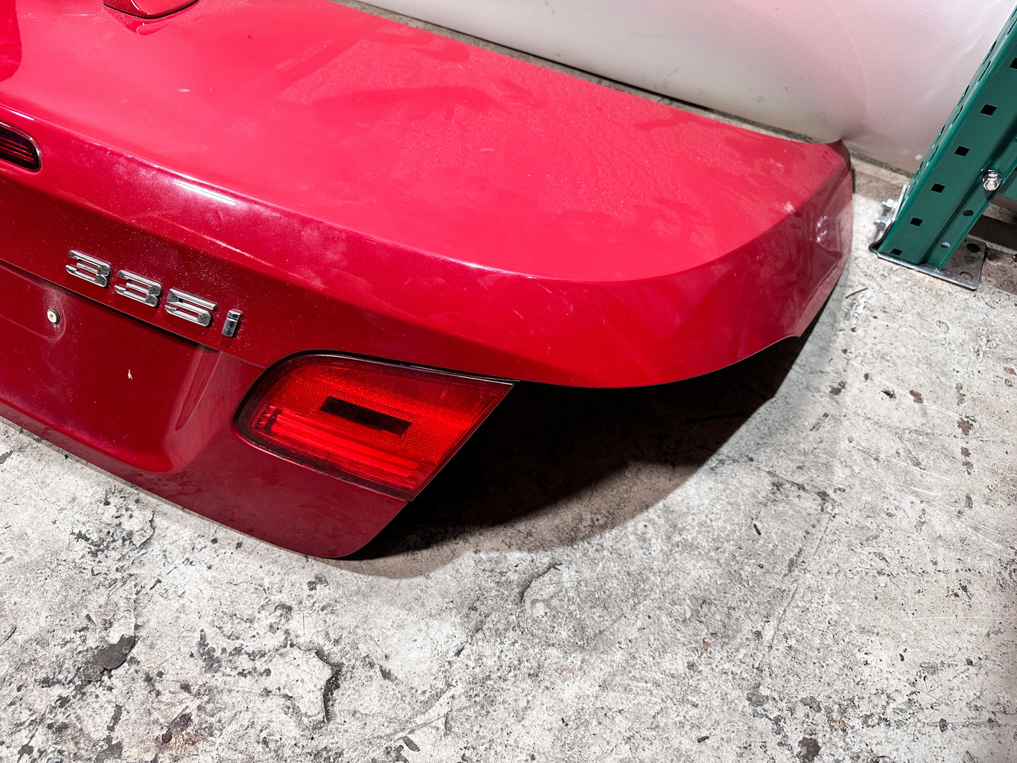2005 - 2010 PRE LCI TRUNK DECK LID 335I E93 SKU 63