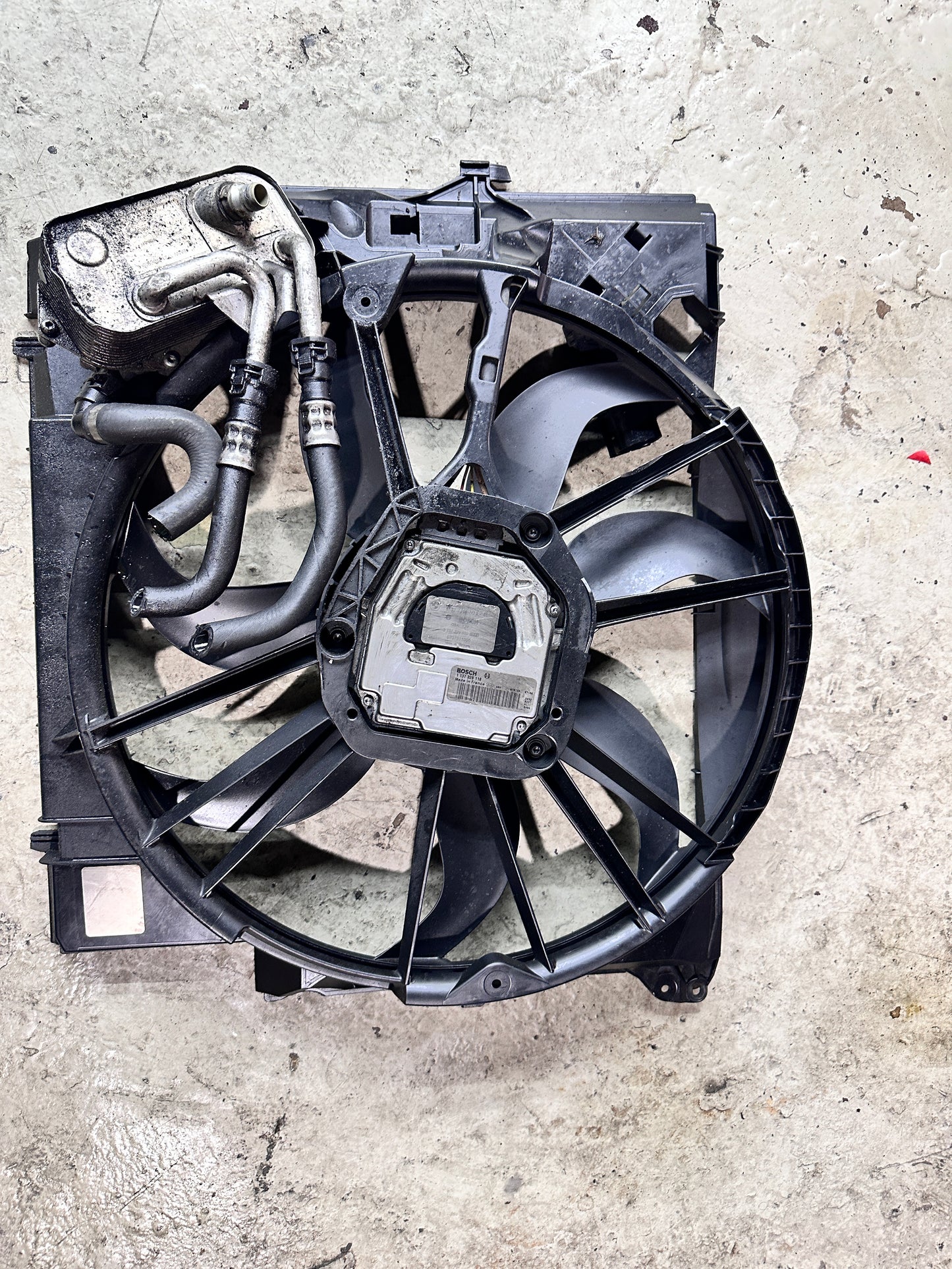 BMW E9X 335I N54 2009 ELECTRIC RADIATOR FAN 3 135 103 685 USED OEM SKU 319