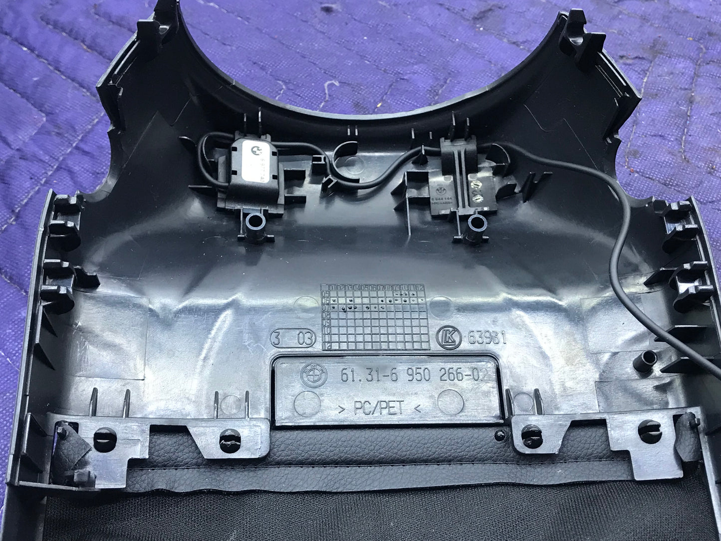 E9X STEERING COLUMN TOP TRIM COVER PANEL SKU 288