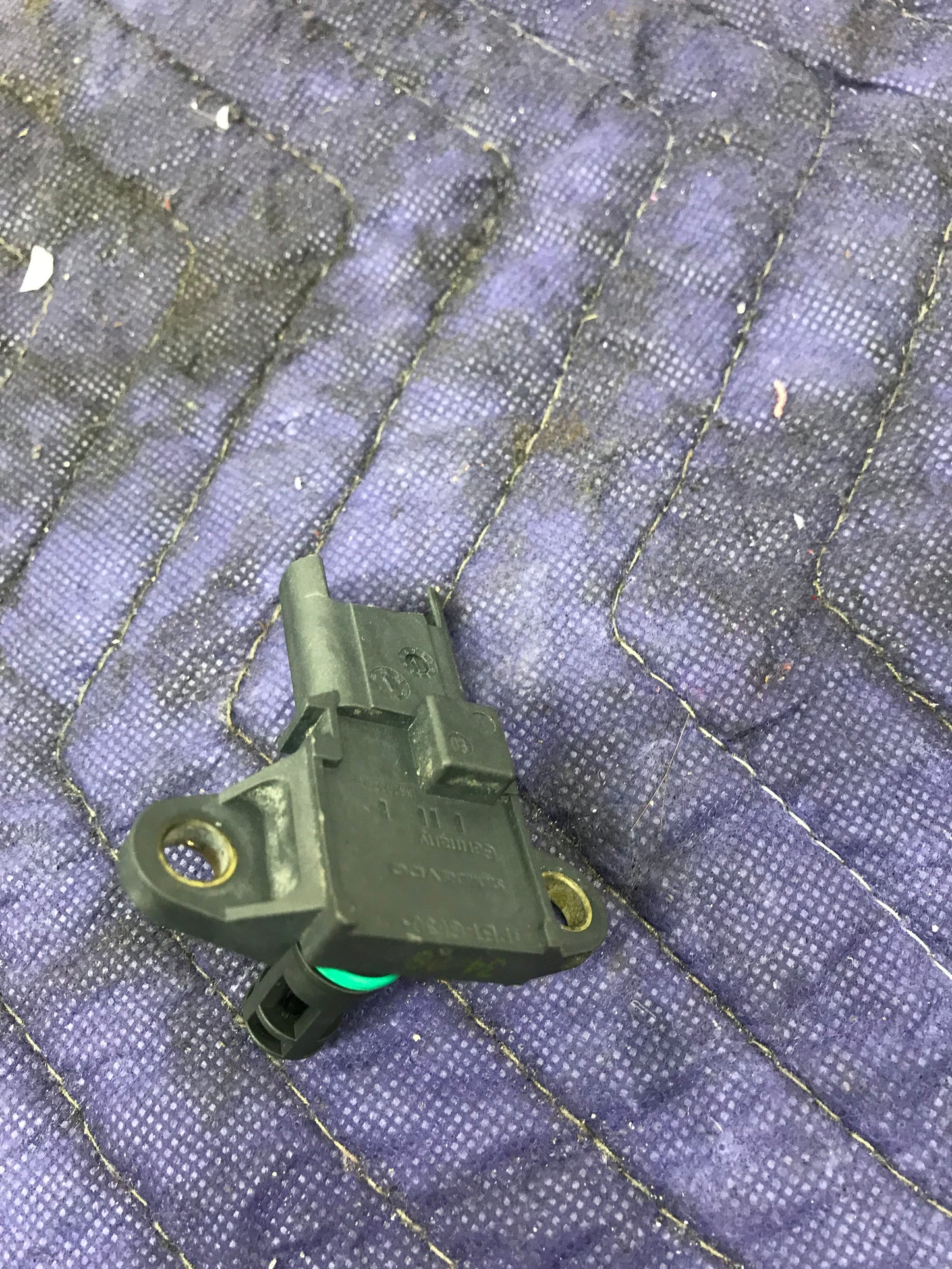 BMW E70 E71 E90 F01 F10 AIR INTERCOOLER PRESSURE SENSOR SKU 396