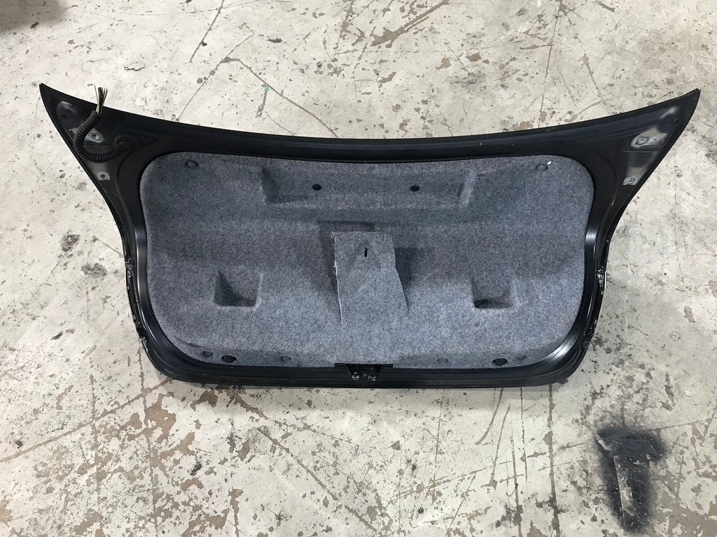 BMW E90 328I BLACK REAR TRUNK LID OEM SKU 405