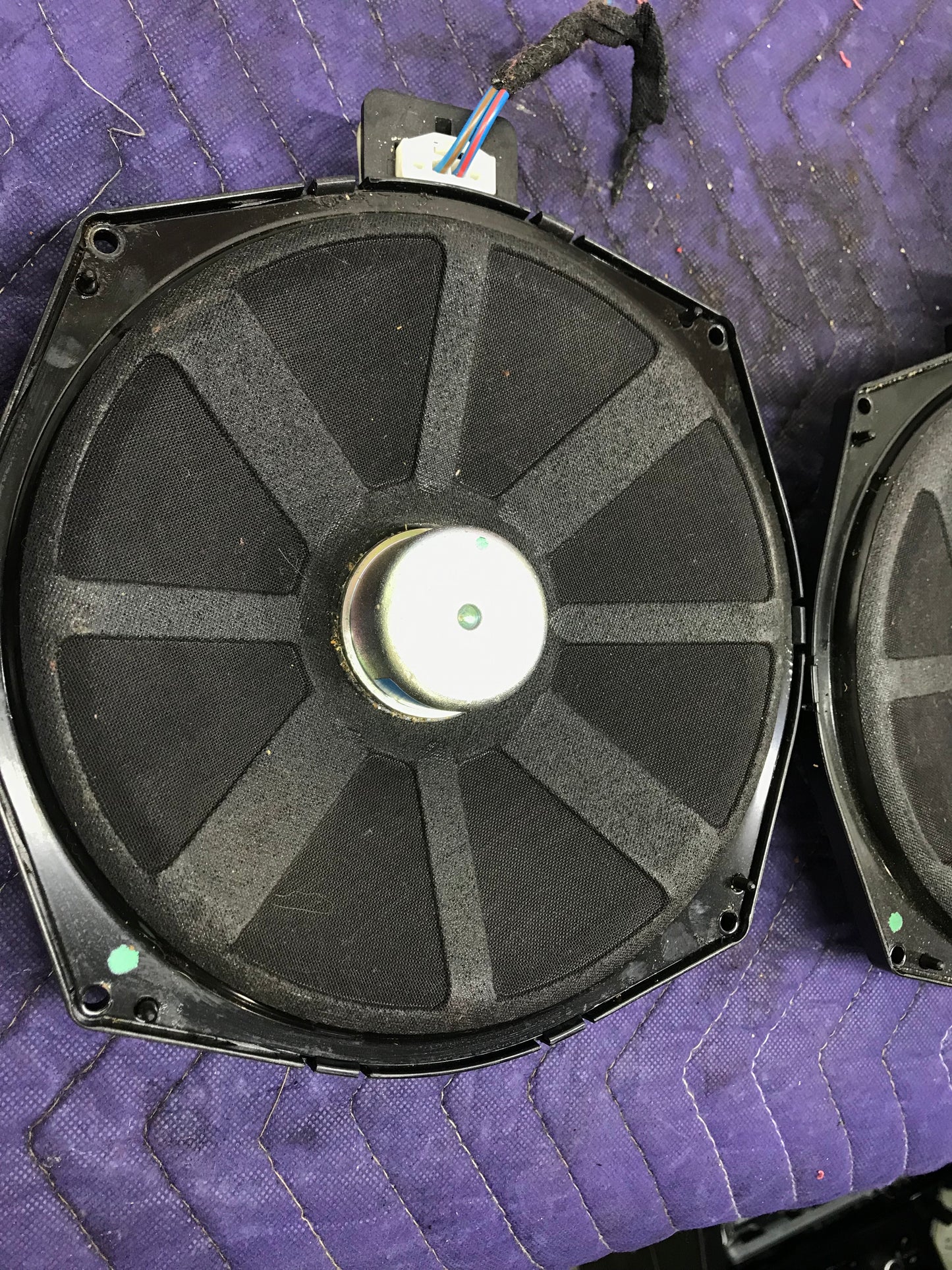 RIGHT/ LEFT CENTRAL BASS SUBWOOFER SPEAKER BMW 2011-2016 OEM SKU 422