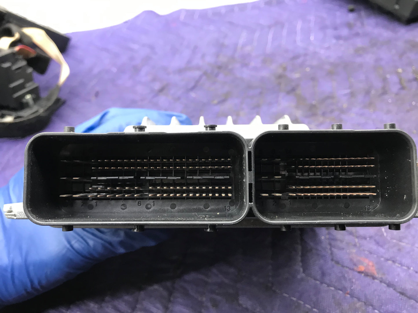 E9X SET DME/ECM W/ CAS UNIT KEY AND IGNITION SKU 267