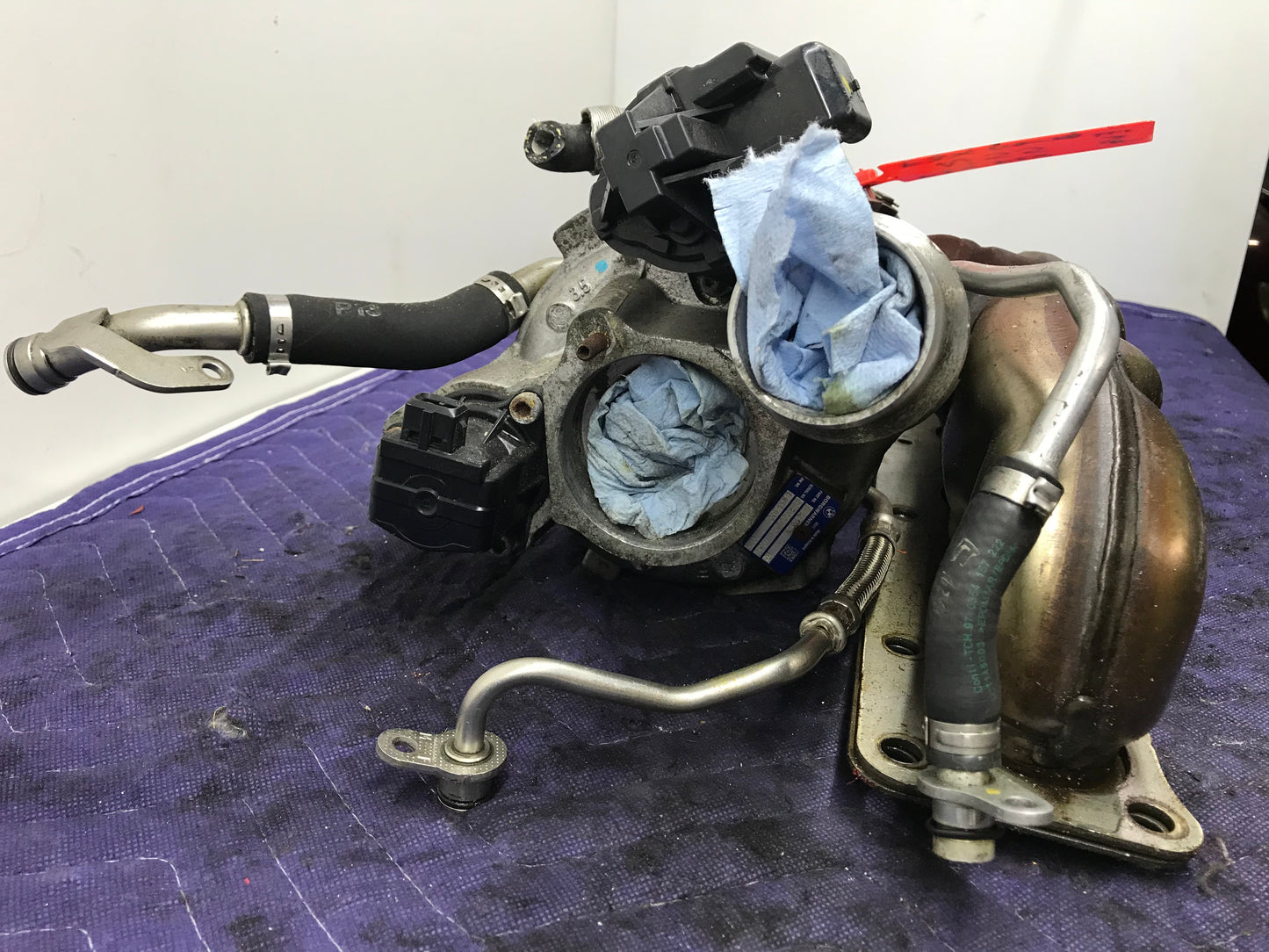 2014-2018 N55 ENGINE TURBOCHARGER W/EXHAUST MANIFOLD EWG SKU 178