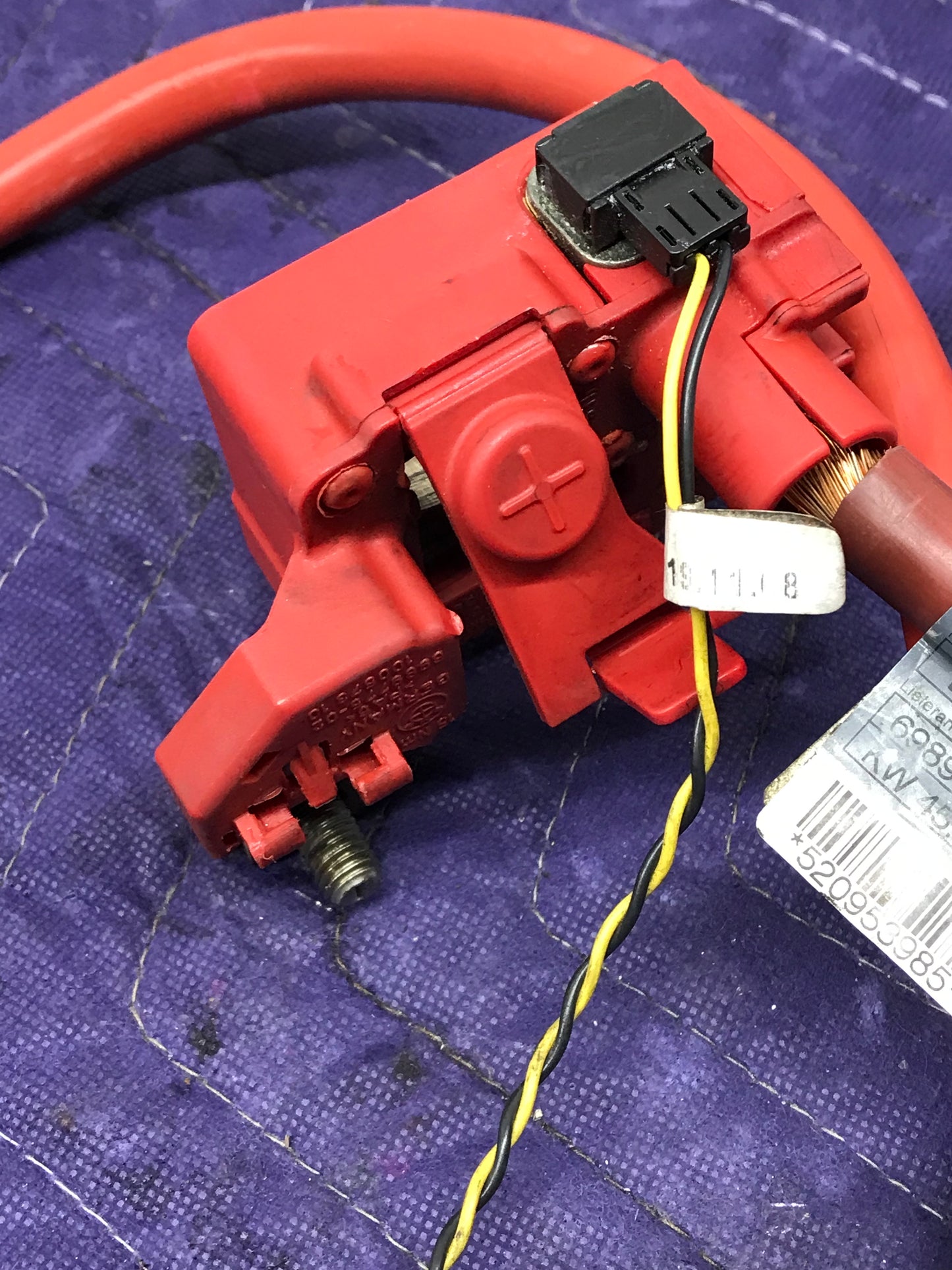 2001-2009 E60 POSITIVE BATTERY CABLE PLUS POLE SKU 207