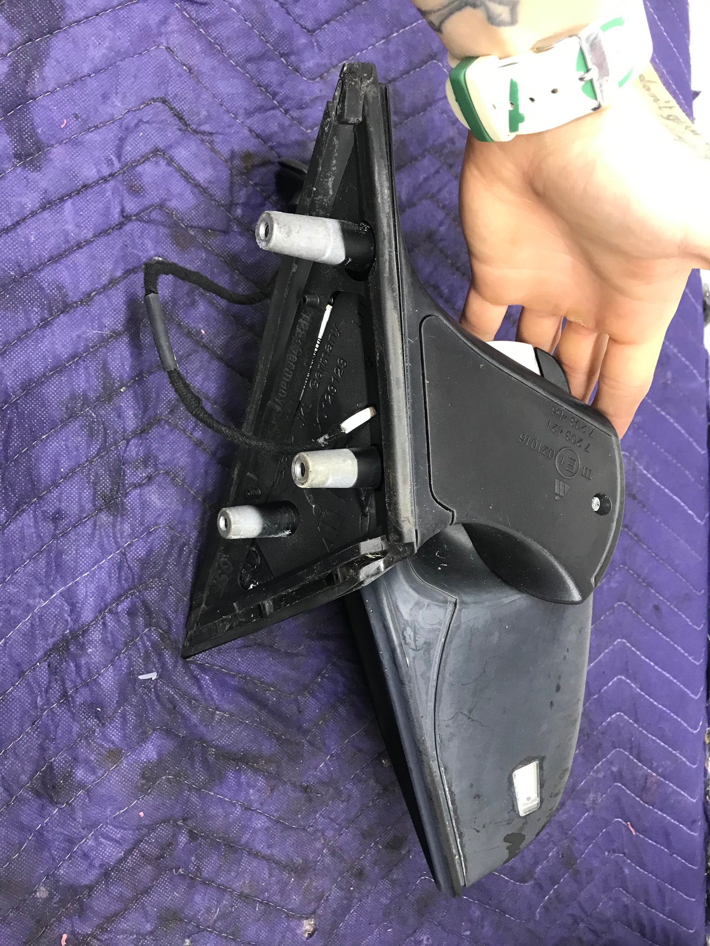 BMW E60 FRONT LEFT SIDE VIEW MIRROR POWER OEM SKU 372