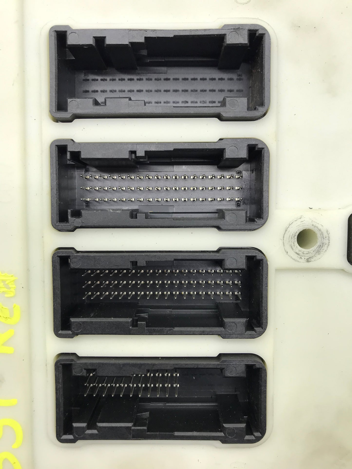 2011-2016 F3X FRONT BODY CONTROL MODULE FEM SKU 83