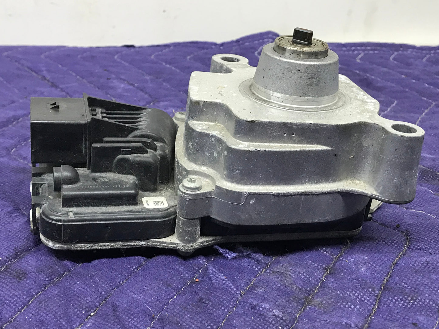 2009-2016 F10 TRANSFER CASE MOTOR ACTUATOR MODULE SKU 230