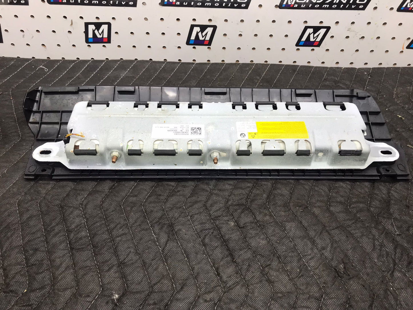 BMW OEM 535I F10 2011BOX RIGHT PASSENGER KNEE AIRBAG OEM SKU 1134