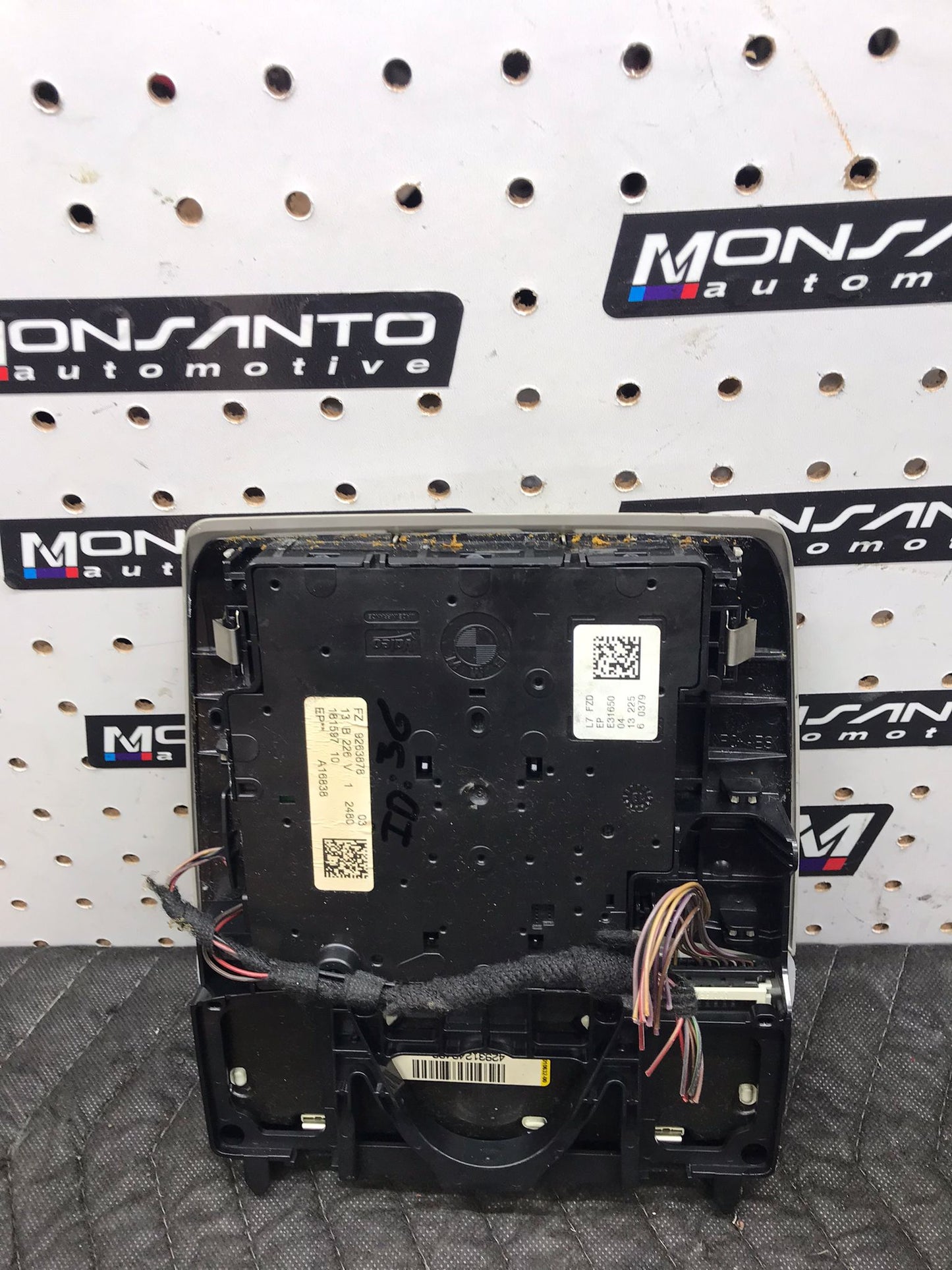 2012 - 2017 FITS BMW F32 F36 F30 FRONT DOME LIGHT LAMP ASSEMBLY OEM SKU 1413