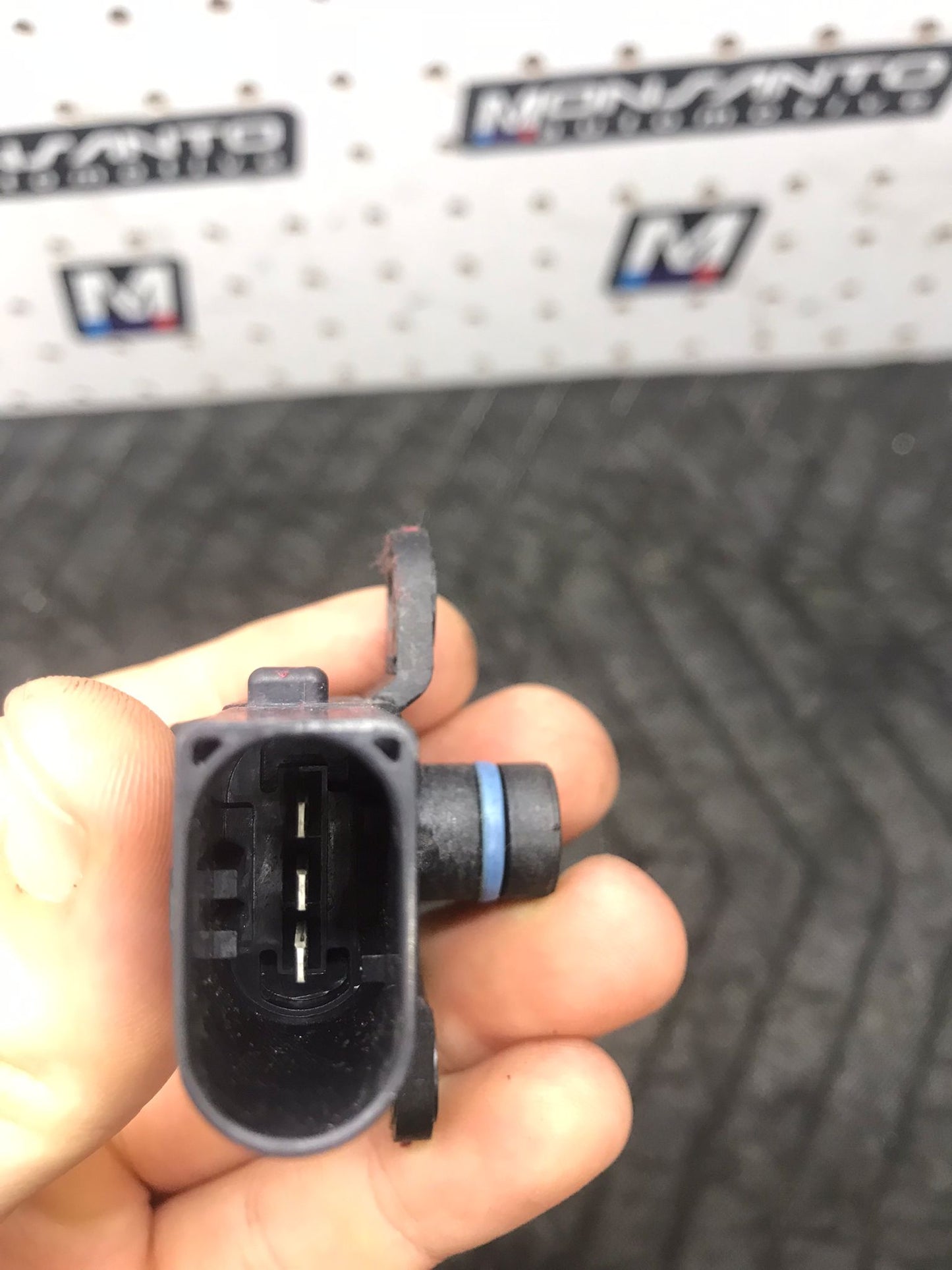 06-11 BMW 135 335 535 N52 MANIFOLD PRESSURE DIFFERENTIAL SENSOR SKU 1432