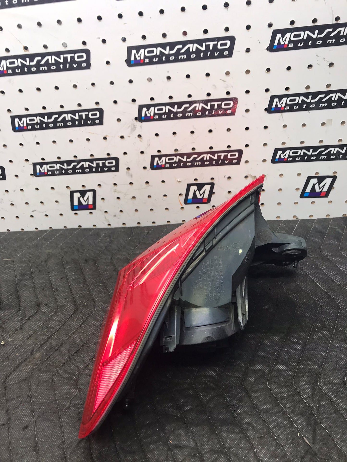 BMW 328 335 TAIL LIGHT RIGHT PASSENGER 2012-2015 F30 OEM SKU 1461