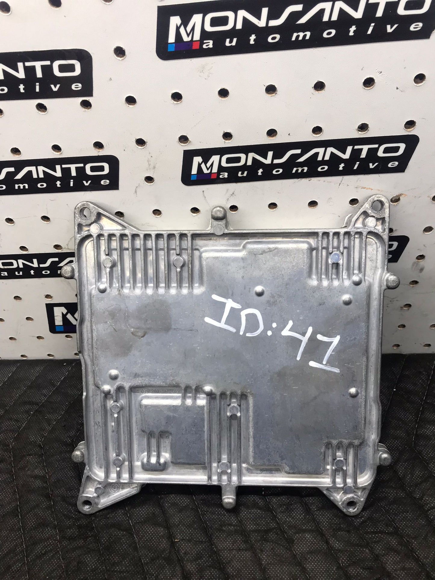 2013 BMW X3 F30 ENGINE COMPUTER CONTROL MODULE ECM DME OEM SKU 1482