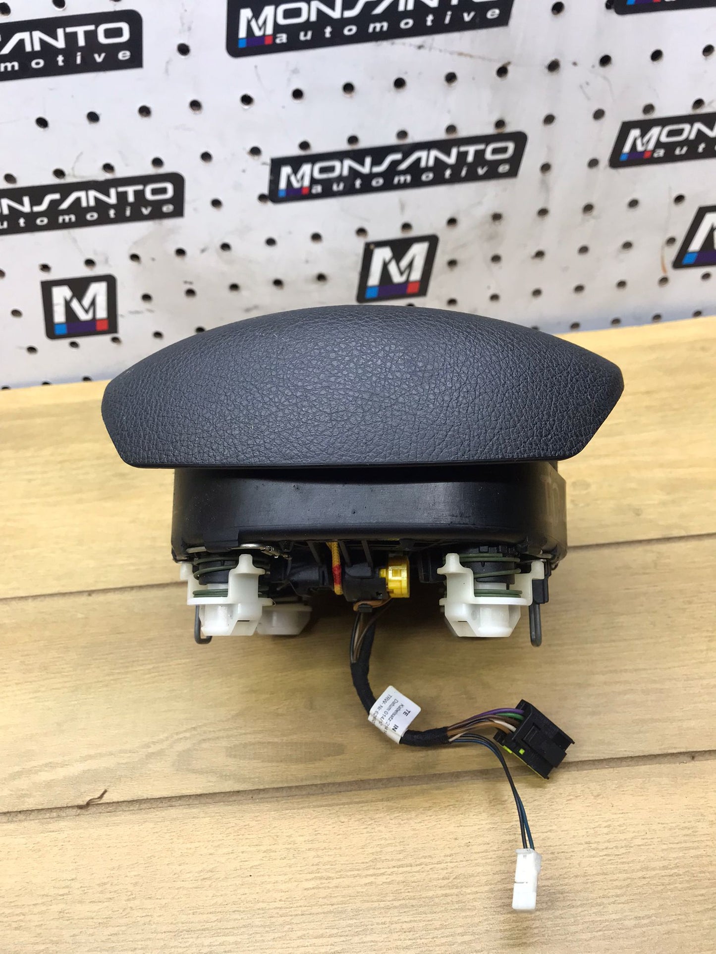 BMW F20 F21 F22 F23 F30 F31 F34 STEERING AIR WHEEL BAG DRIVER OEM SKU 1541
