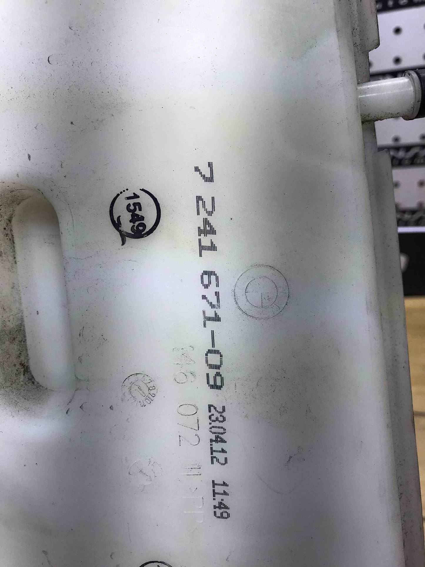 BMW 3 SERIES F30 328I SEDAN 2.0L WINDSHIELD WASHER FLUID BOTTLE TANK 2012-2018 SKU 1570