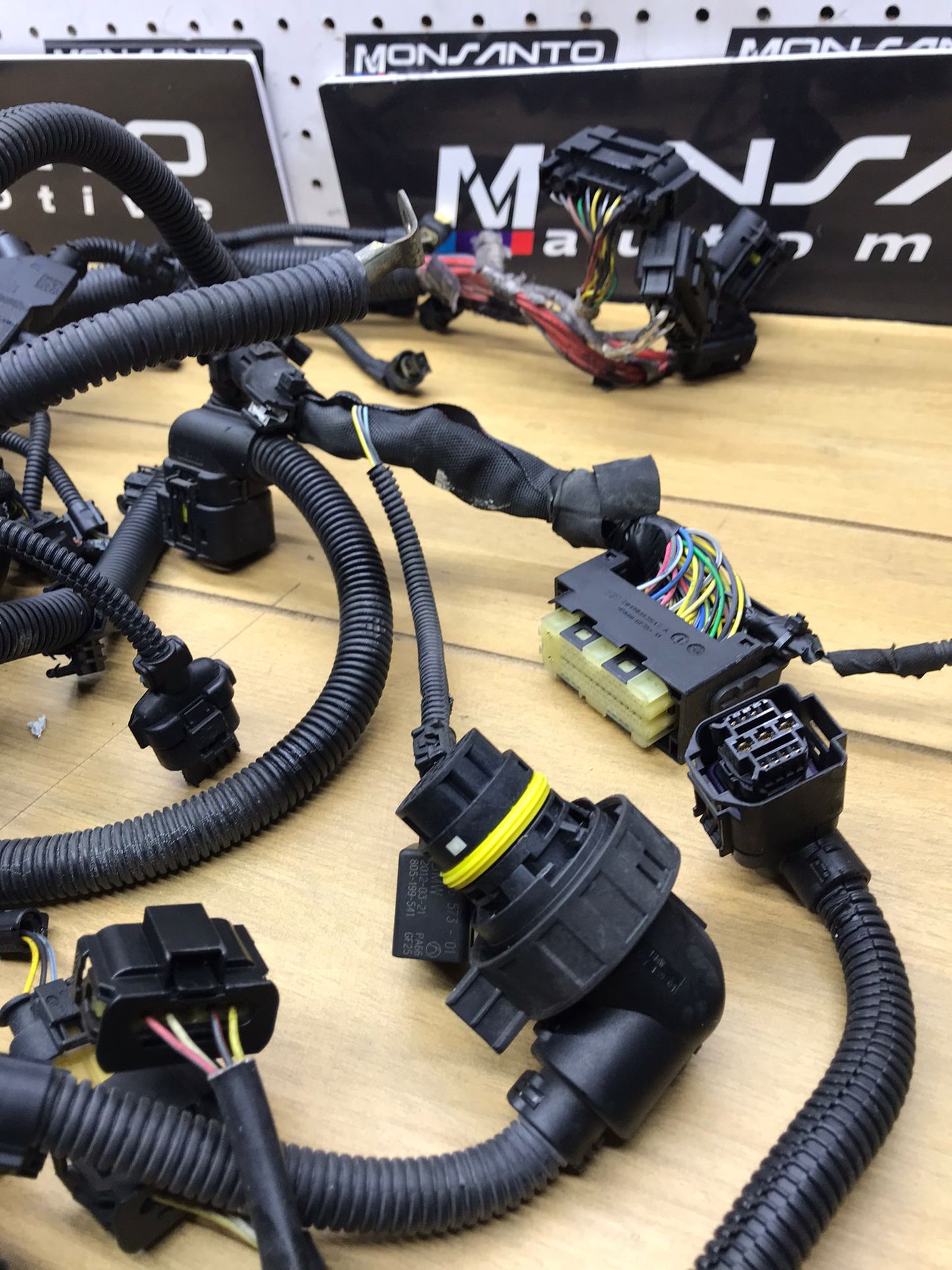 2012 - 2015 BMW F30 F31 328I N20 2.0L ENGINE WIRING HARNESS CABLE OEM SKU 1571