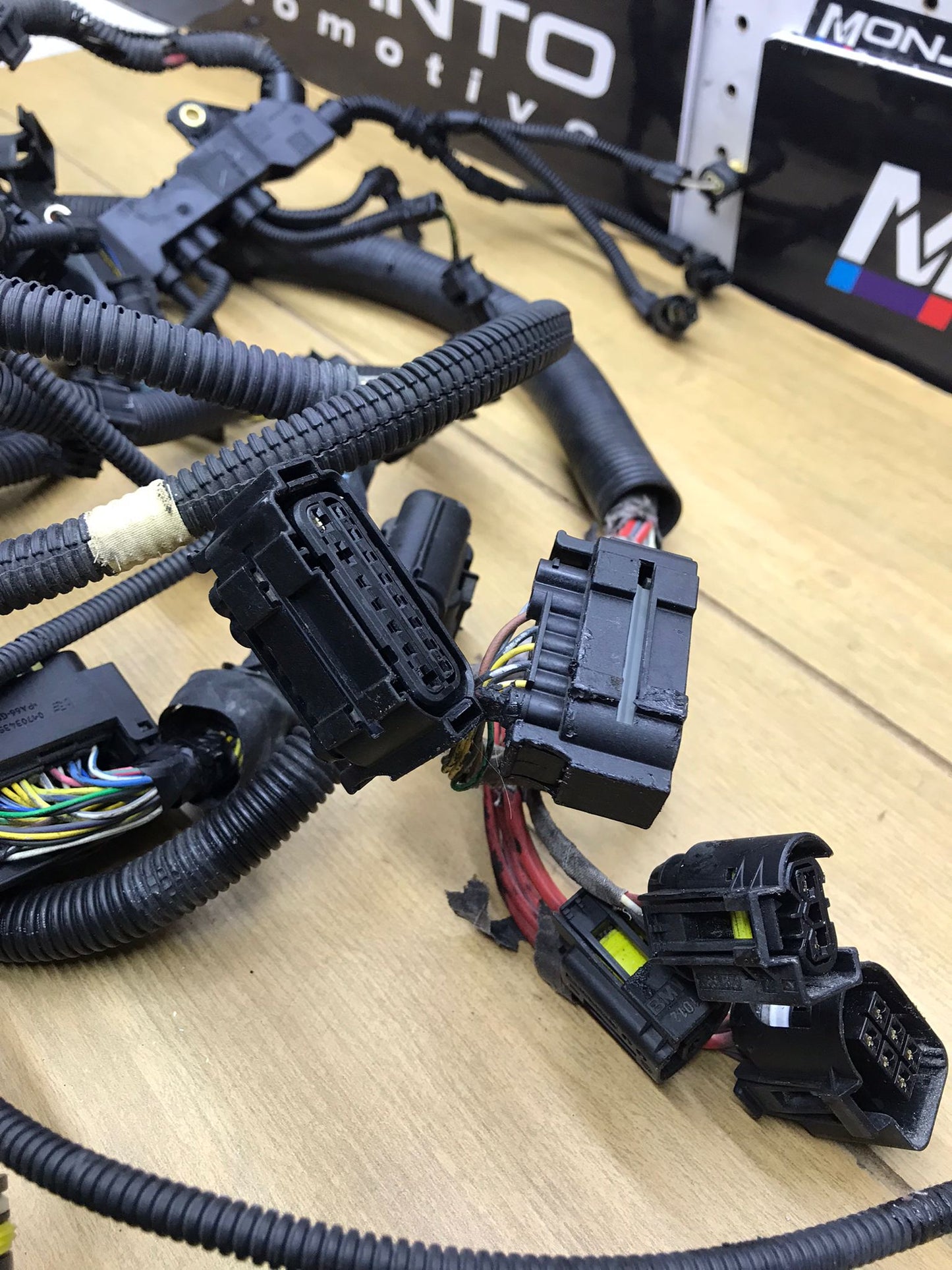 2012 - 2015 BMW F30 F31 328I N20 2.0L ENGINE WIRING HARNESS CABLE OEM SKU 1571