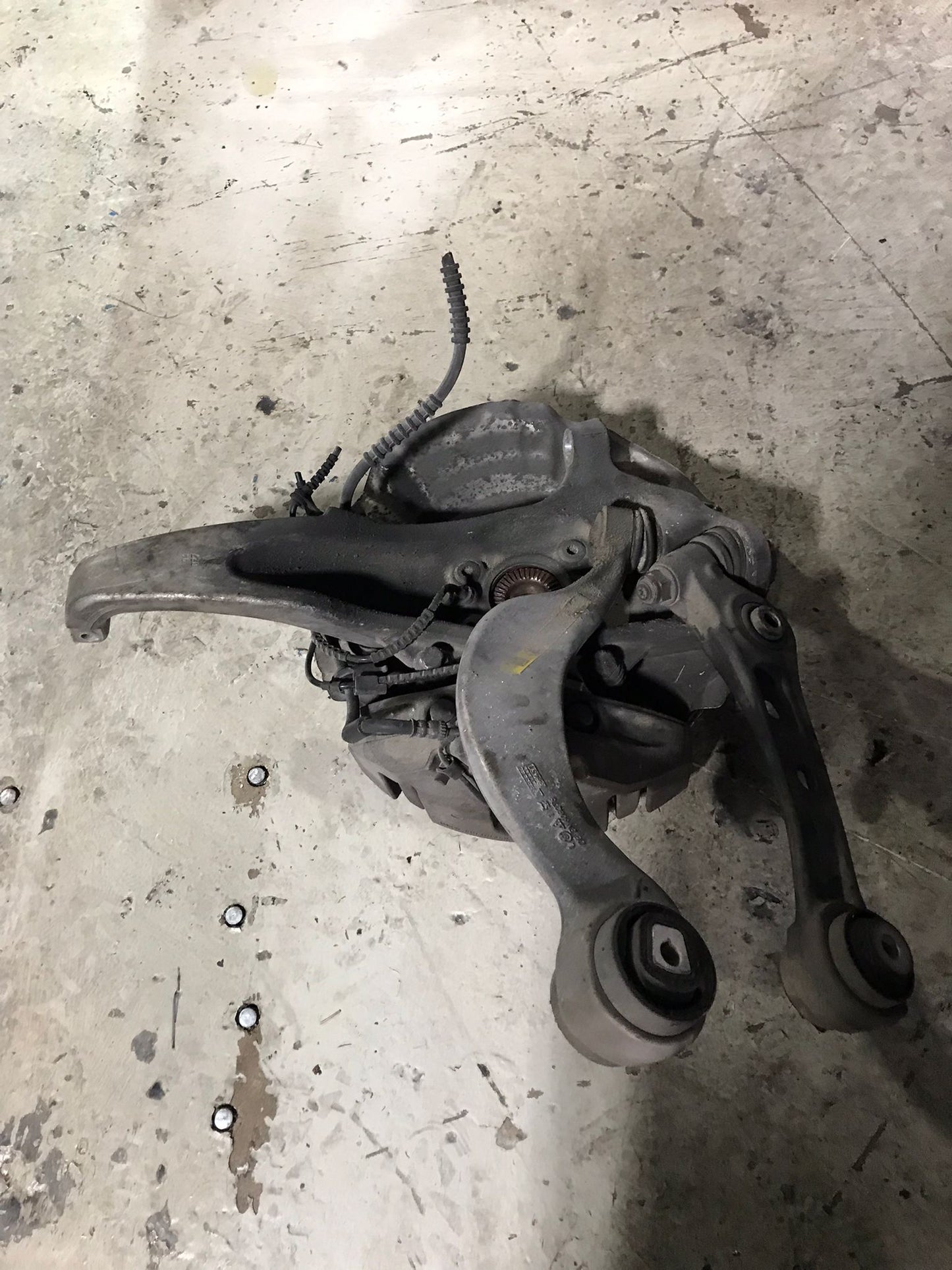 2011-2016 BMW 535I XDRIVE F10 AWD FRONT LEFT SPINDLE KNUCKLE CONTROL ARM OEM SKU 1587