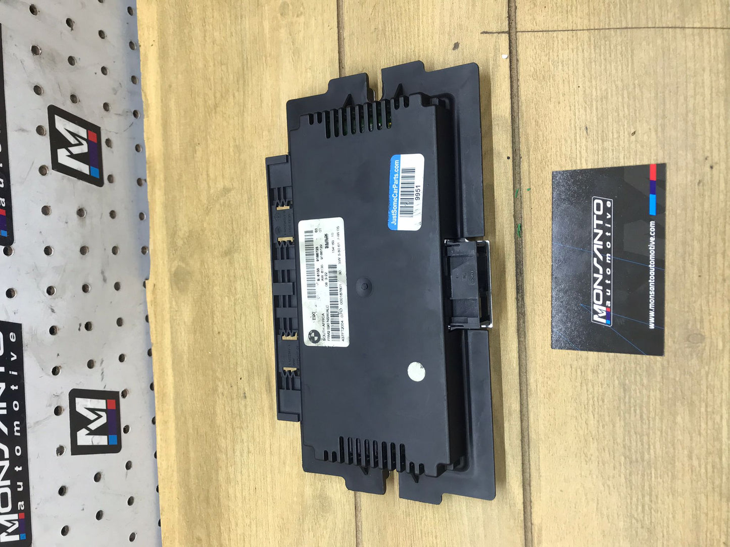 06-10 OEM BMW E90 E92 E93 M3 328 335 AHL FRM II 2 FOOTWELL LIGHT CONTROL MODULE SKU 1591