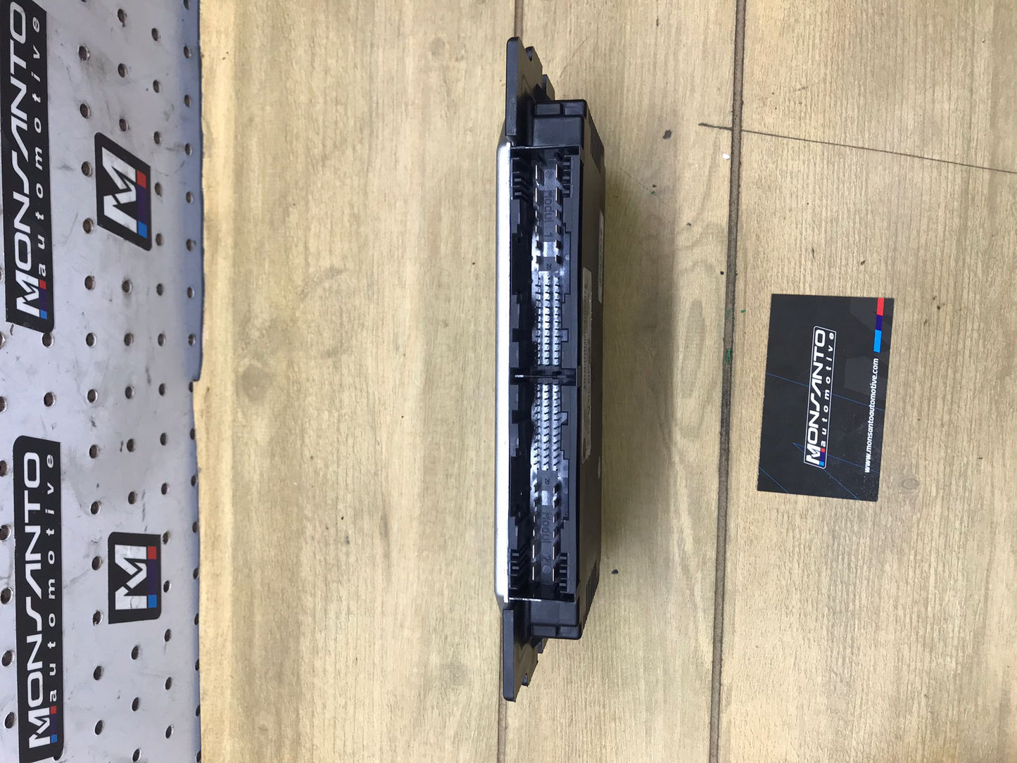 06-10 OEM BMW E90 E92 E93 M3 328 335 AHL FRM II 2 FOOTWELL LIGHT CONTROL MODULE SKU 1591