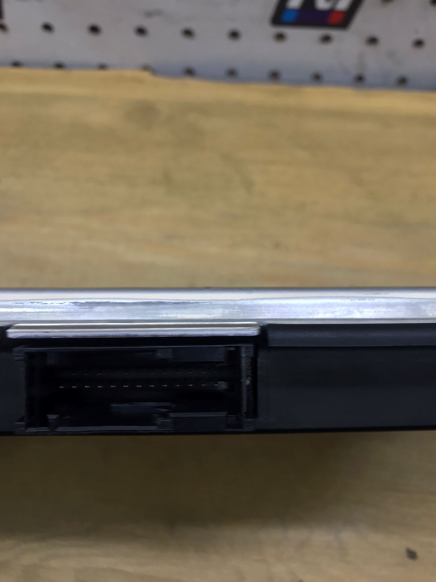 06-08 BMW 323 325 328 335 FRM II FOOTWELL LIGHT CONTROL MODULE AHL SKU 1592