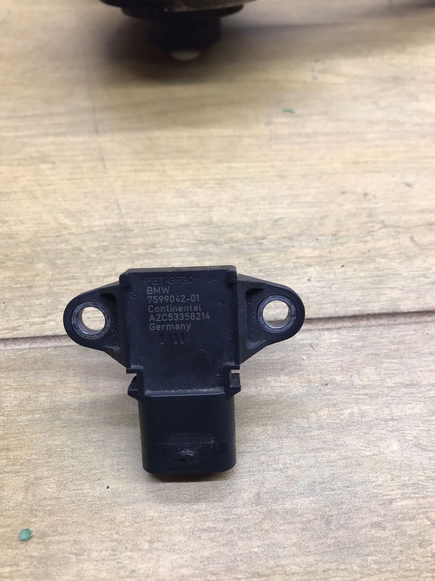 14-16 BMW F30 F31 F32 F33 F36 AIR INTAKE MANIFOLD PRESSURE SENSOR OEM SKU 1593