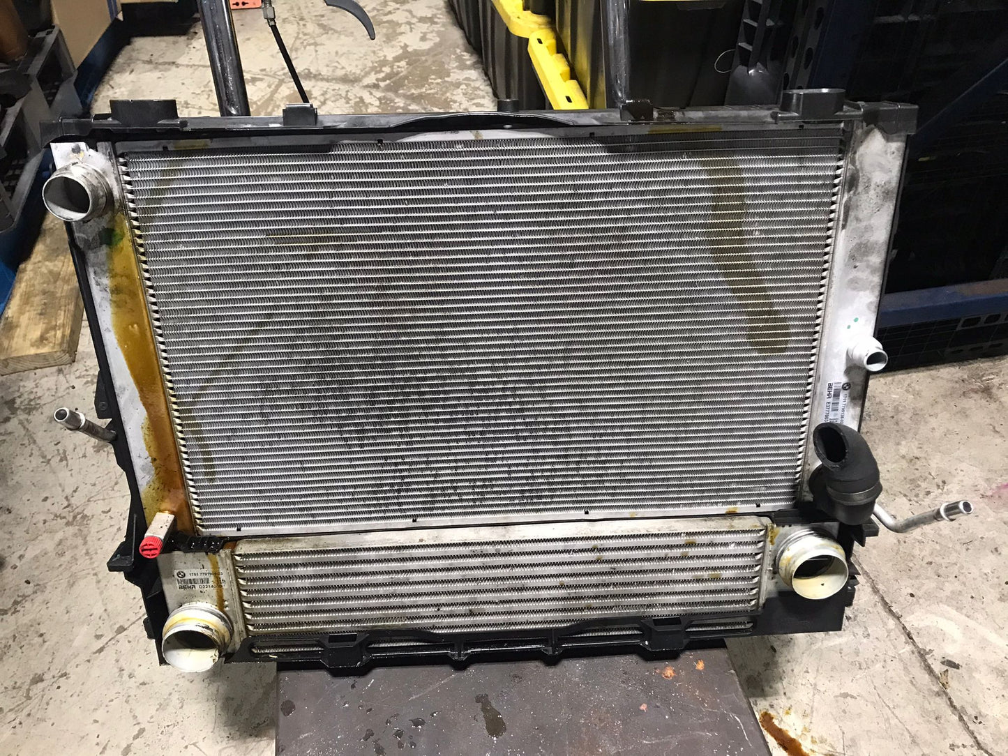 BMW 08-10 E60 535I NOT FAN ENGINE RADIATOR OIL COOLER CONDENSER INTERCOOLER OEM SKU 1617