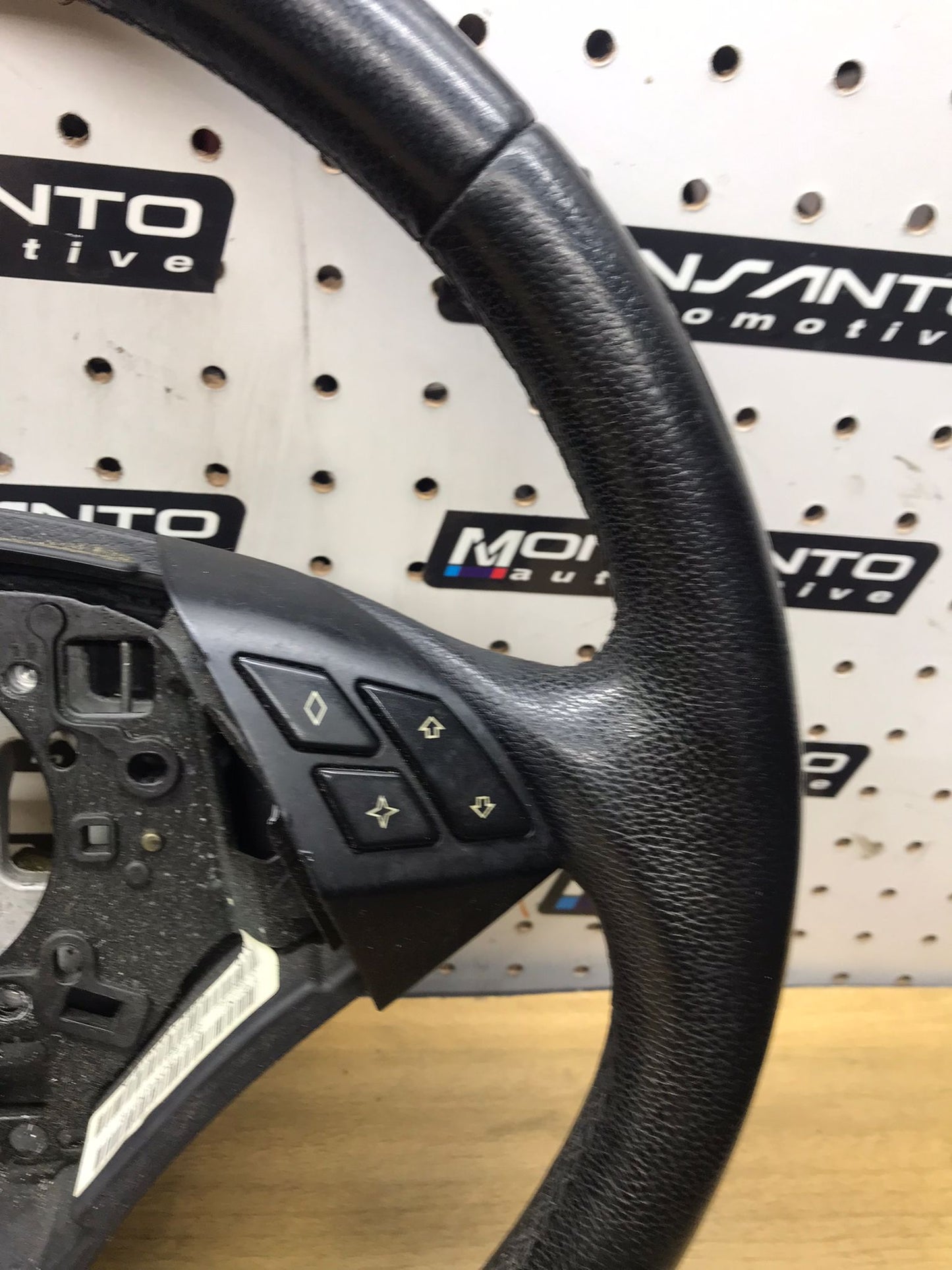 2008-2010 BMW 535I 535XI 528XI 528I E60 STEERING WHEEL HEATED BLACK SKU 1626