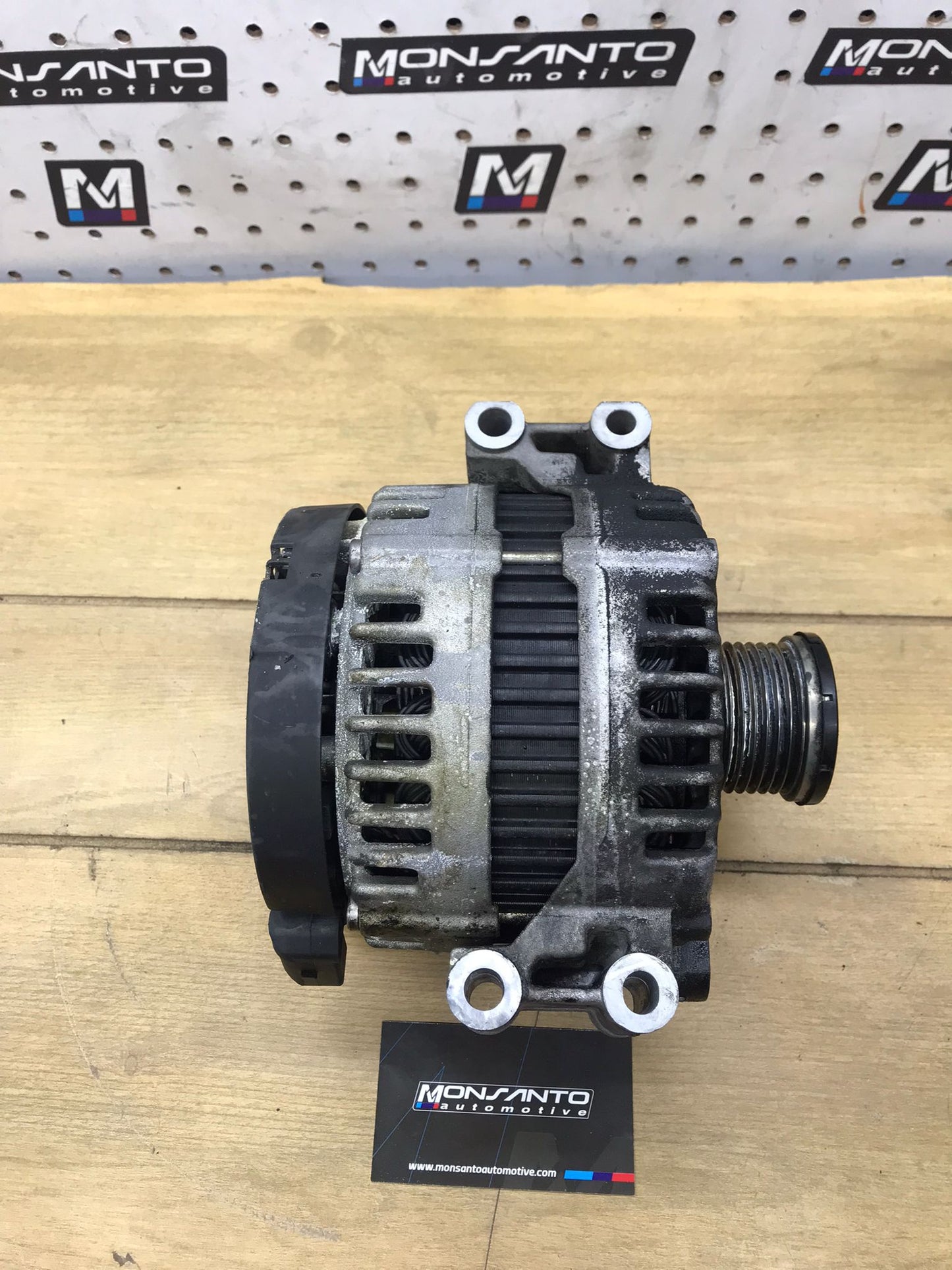 2007 - 2010 BMW E90 E92 E93 135I 335I N54 ALTERNATOR GENERATOR OEM SKU 1630