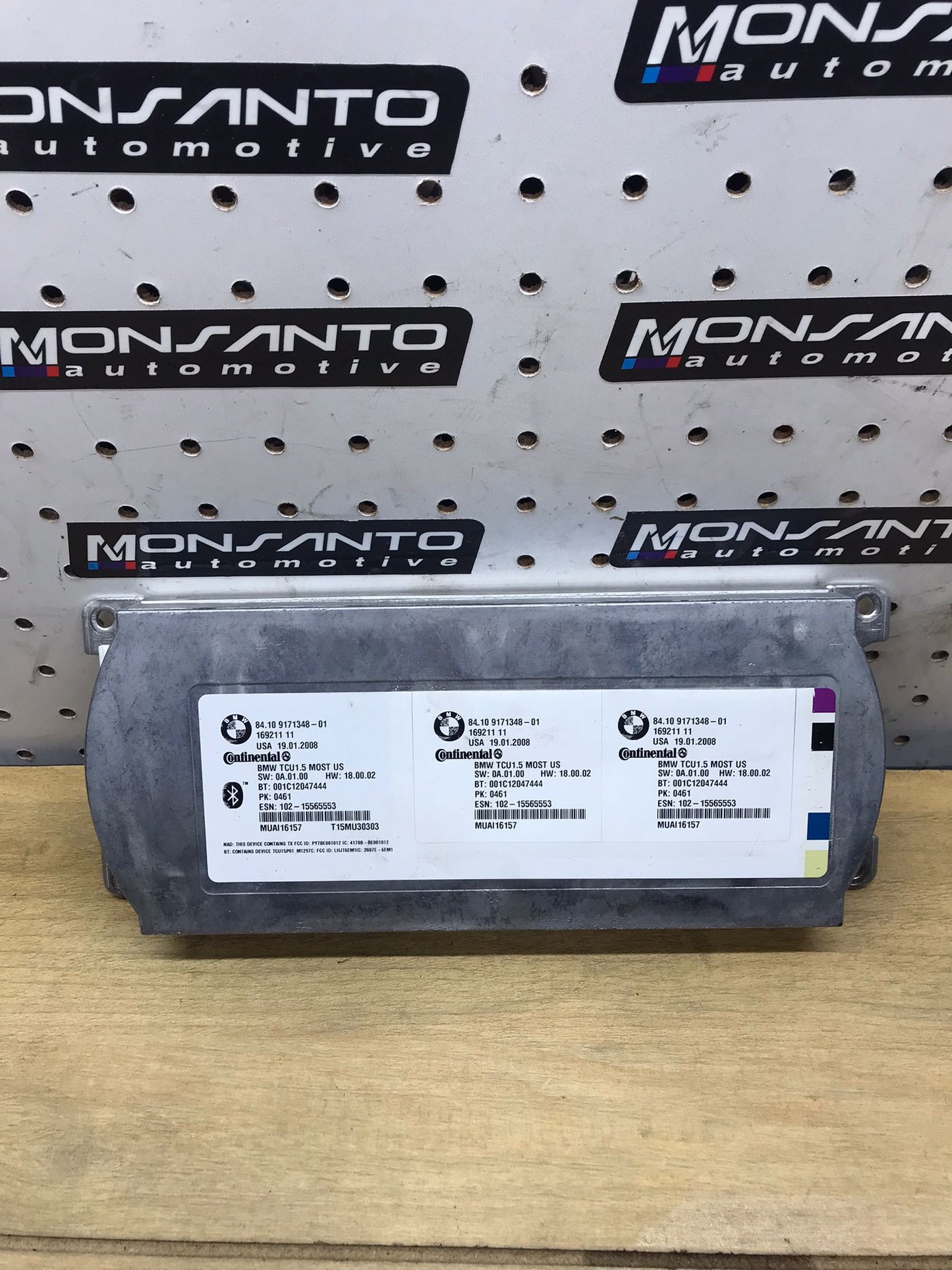 BMW E60 E61 E63 E64 E65 E66 E82 E90 TELEMATICS CONTROL MODULE OEM SKU 1640