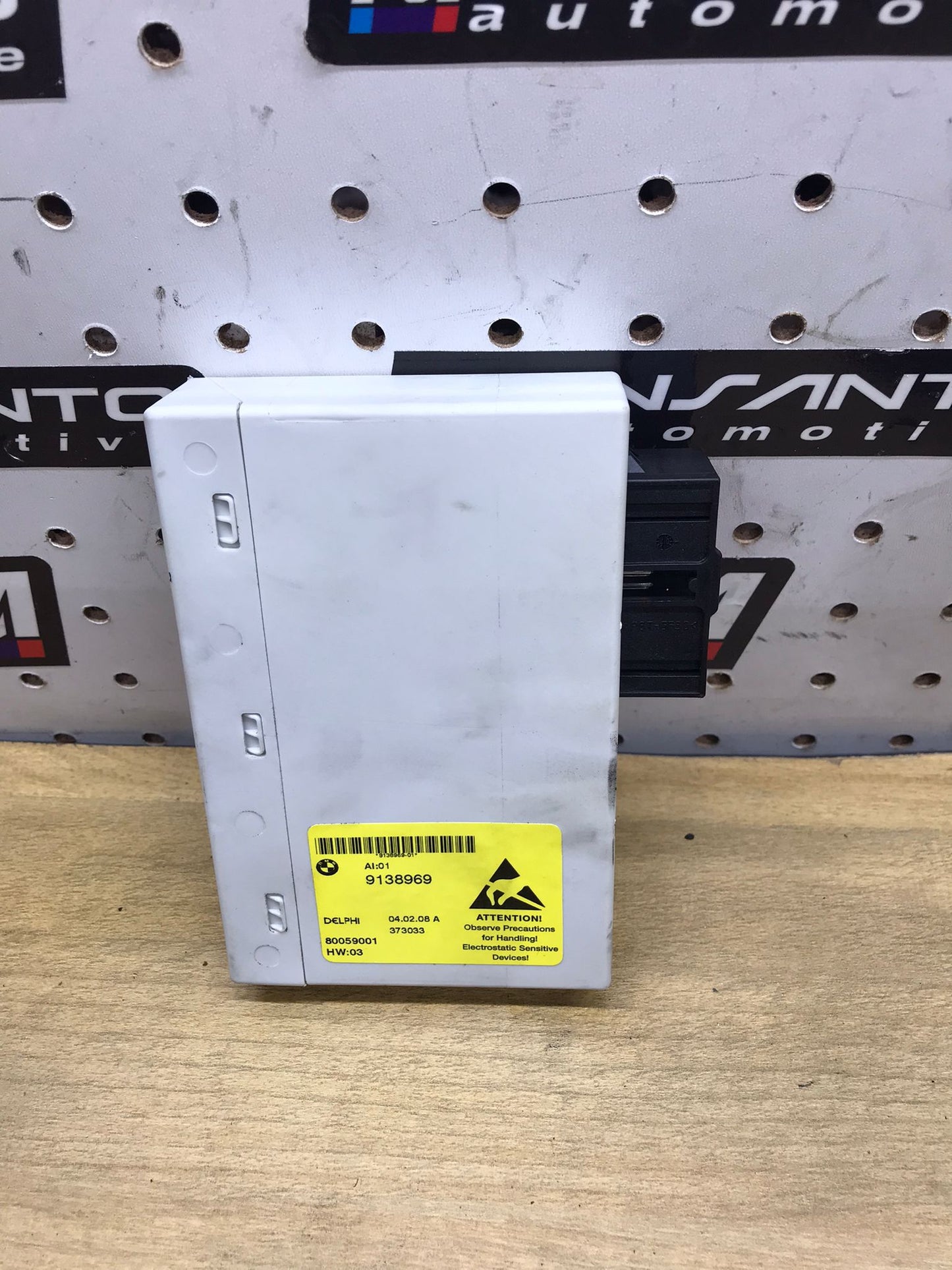 2006 - 2010 FITS BMW E60 POWER BODY CONTROL MODULE OEM SKU 1654