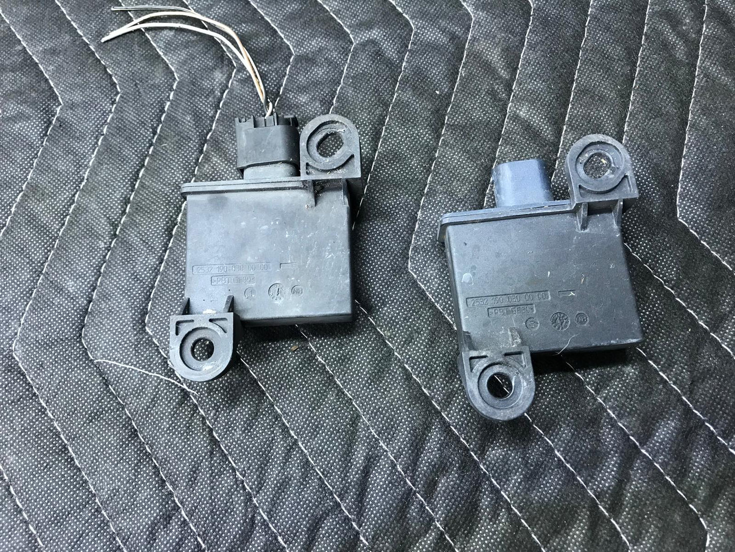 BMW E88 E90 E92 E60 E63 E64 TIRE PRESSURE MONITOR SENSOR TRANSMITTER RDC OEM SKU 503