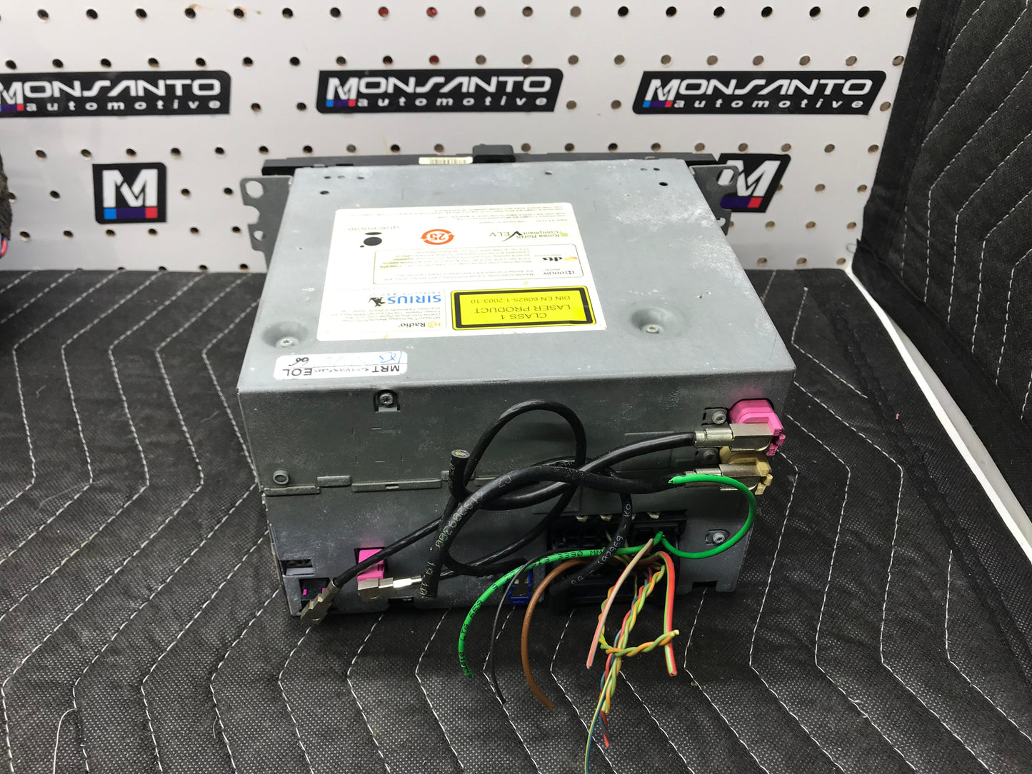 09–13 BMW E90 E92 E93 328I 335I 335XI M3 RADIO CD HD NAVIGATION CIC HEADUNIT OEM SKU 617