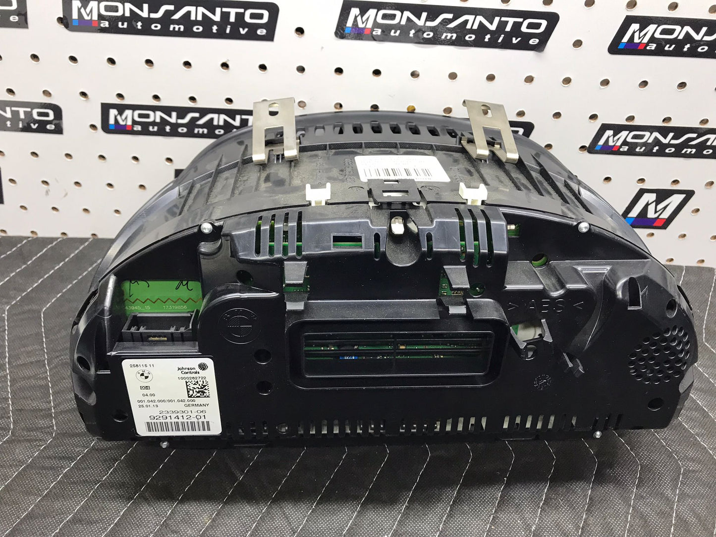 2009-2013 BMW F10 DASH INSTRUMENT CLUSTER OEM SKU 621