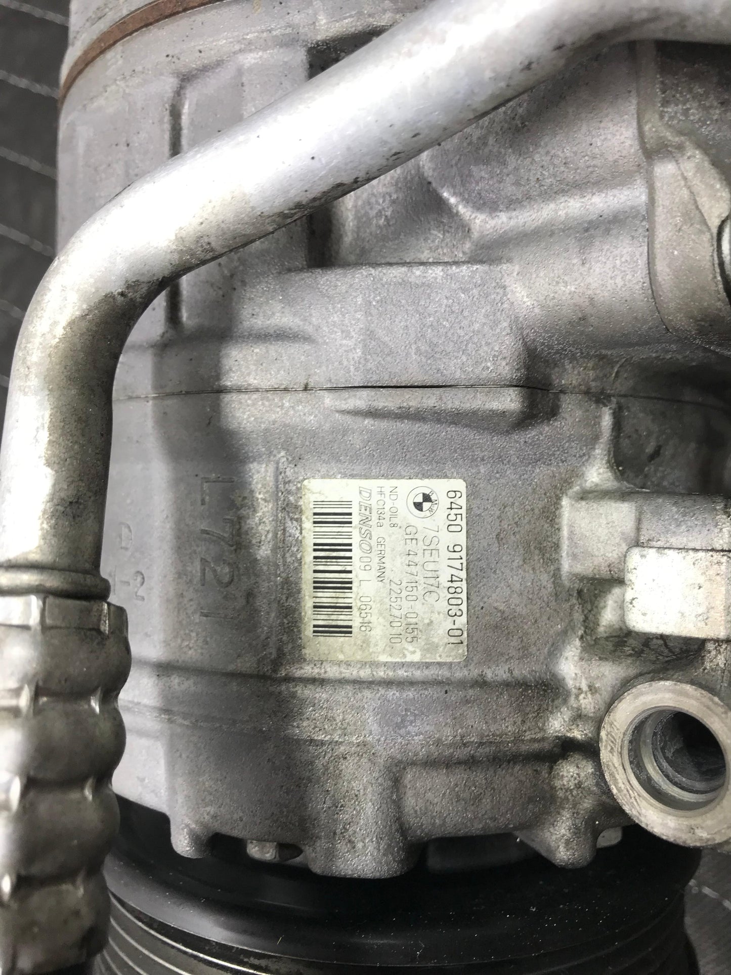 2008-2010 BMW 528I AIR CONDITIONING A/C AC COMPRESSOR OEM SKU 697