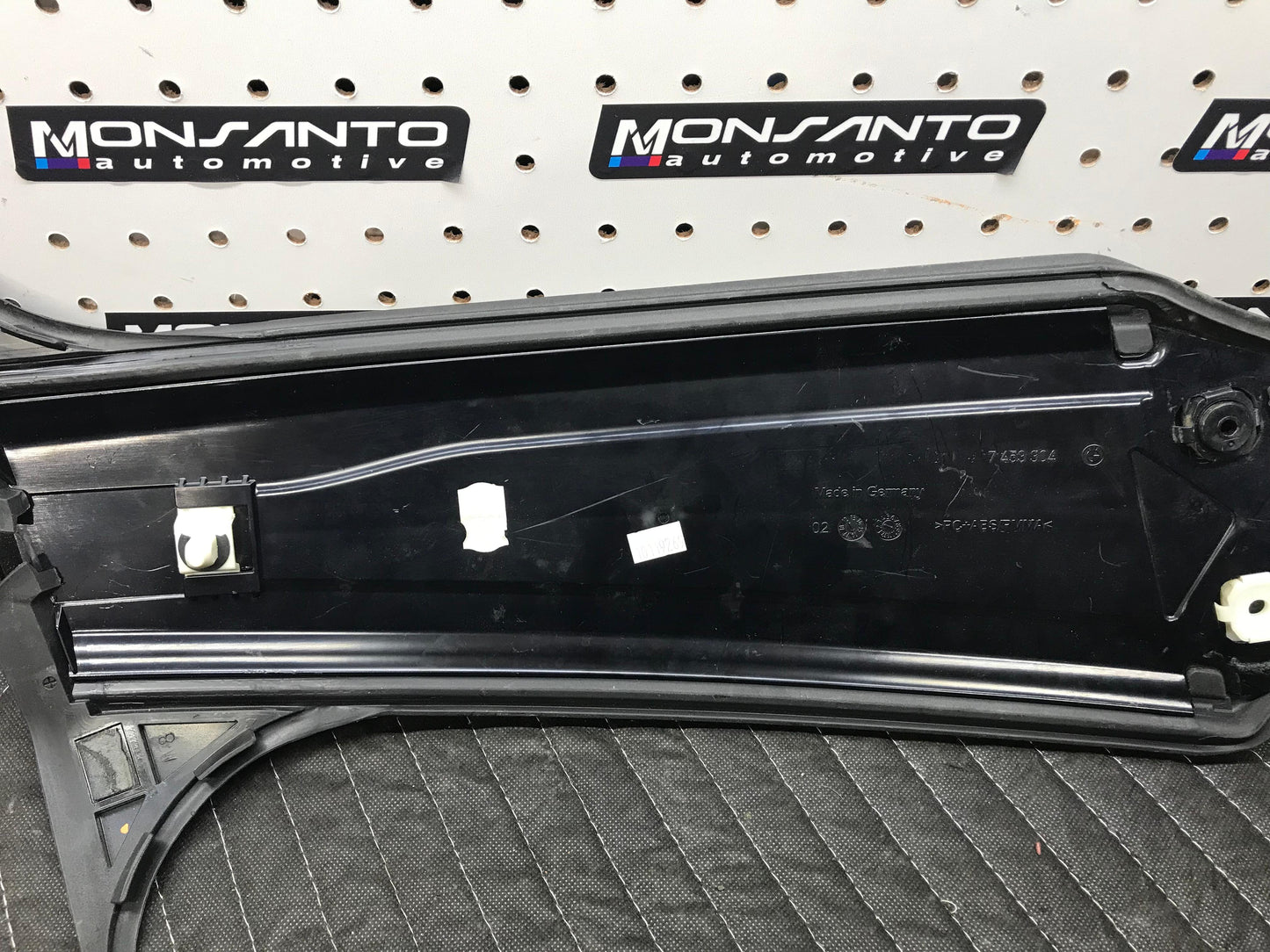 PASSENGER SIDE DOOR EXTERIOR COLUMN B TRIM COVER OEM 15-20 BMW F36 430I 440I 428 SKU 726