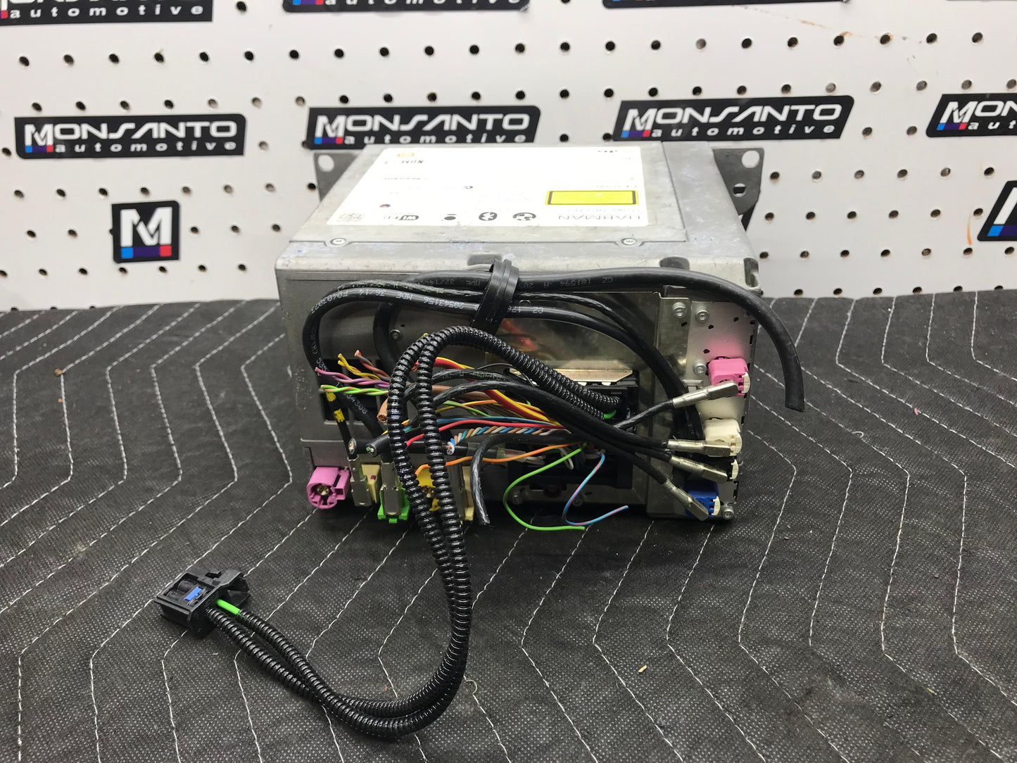 BMW RADIO RECEIVER F80 F30 328 335 M3 OEM CI936576701 HARMAN UNIT NAV CD AM FM SKU 727