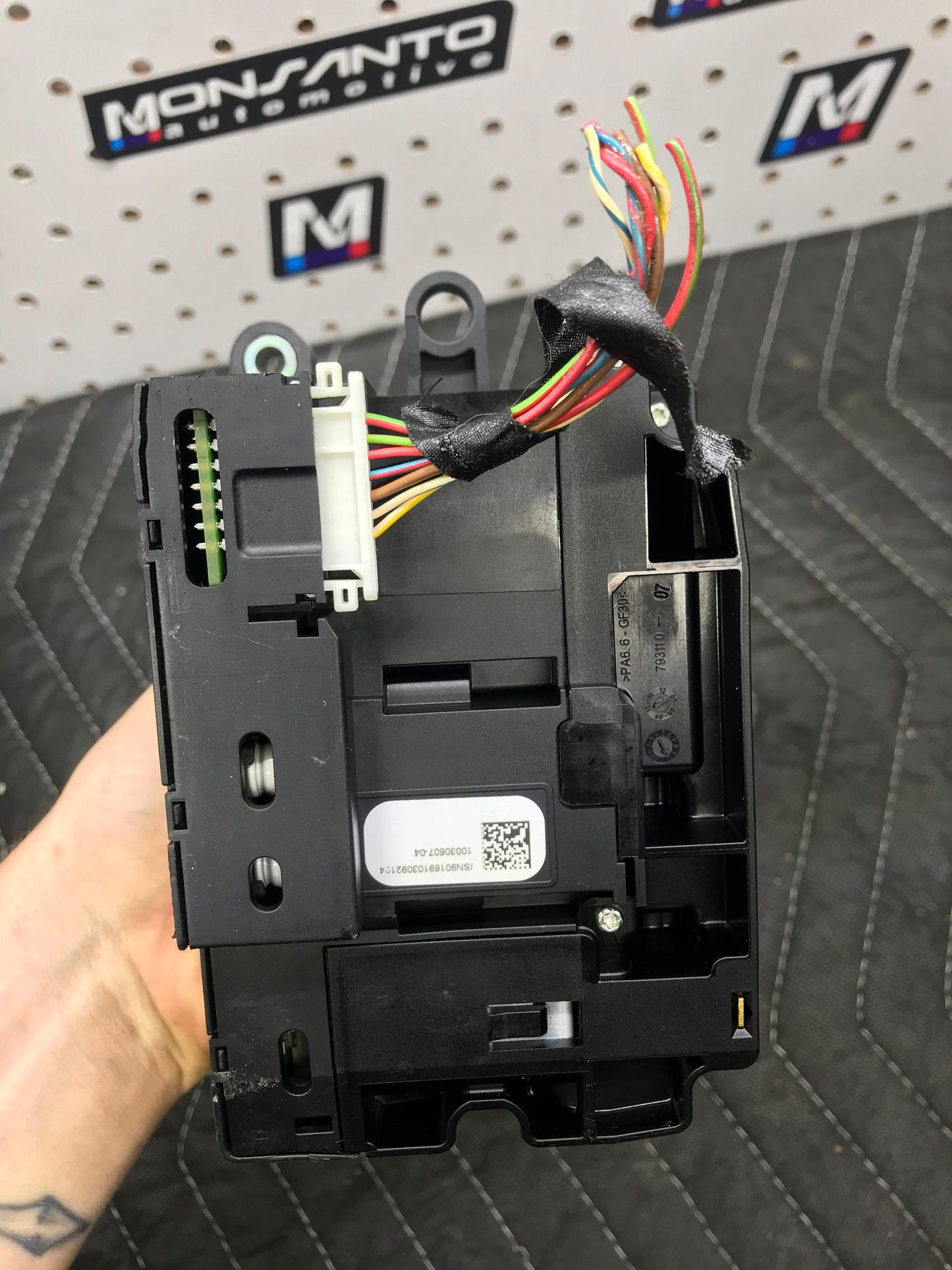 SHIFTER GEAR TRANSMISSION AUTOMATIC SELECTOR OEM 2011 - 2016 BMW 528I SERIES F10 SKU 797