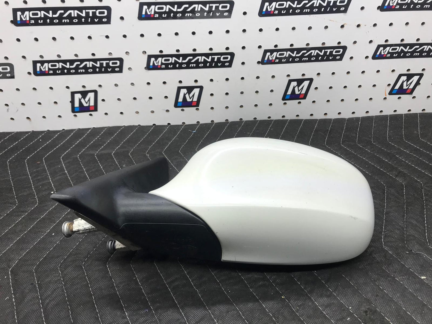 RIGHT PASSENGER MIRROR 2010-2013 OEM BMW 3 E92 E93 328 335 SKU 923